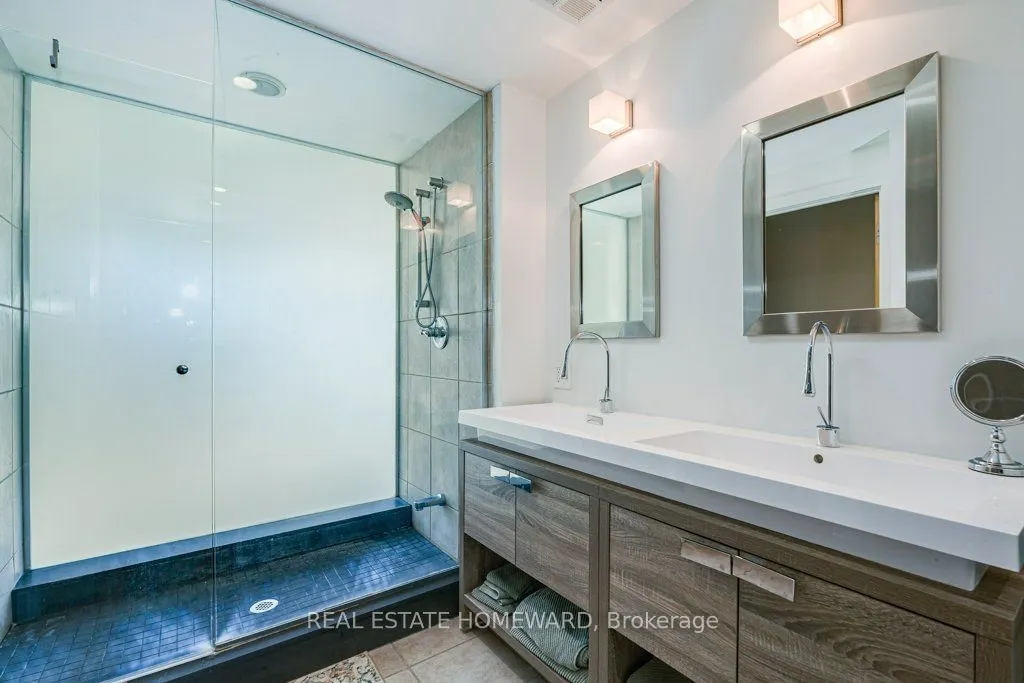155 Dalhousie Street #PH1