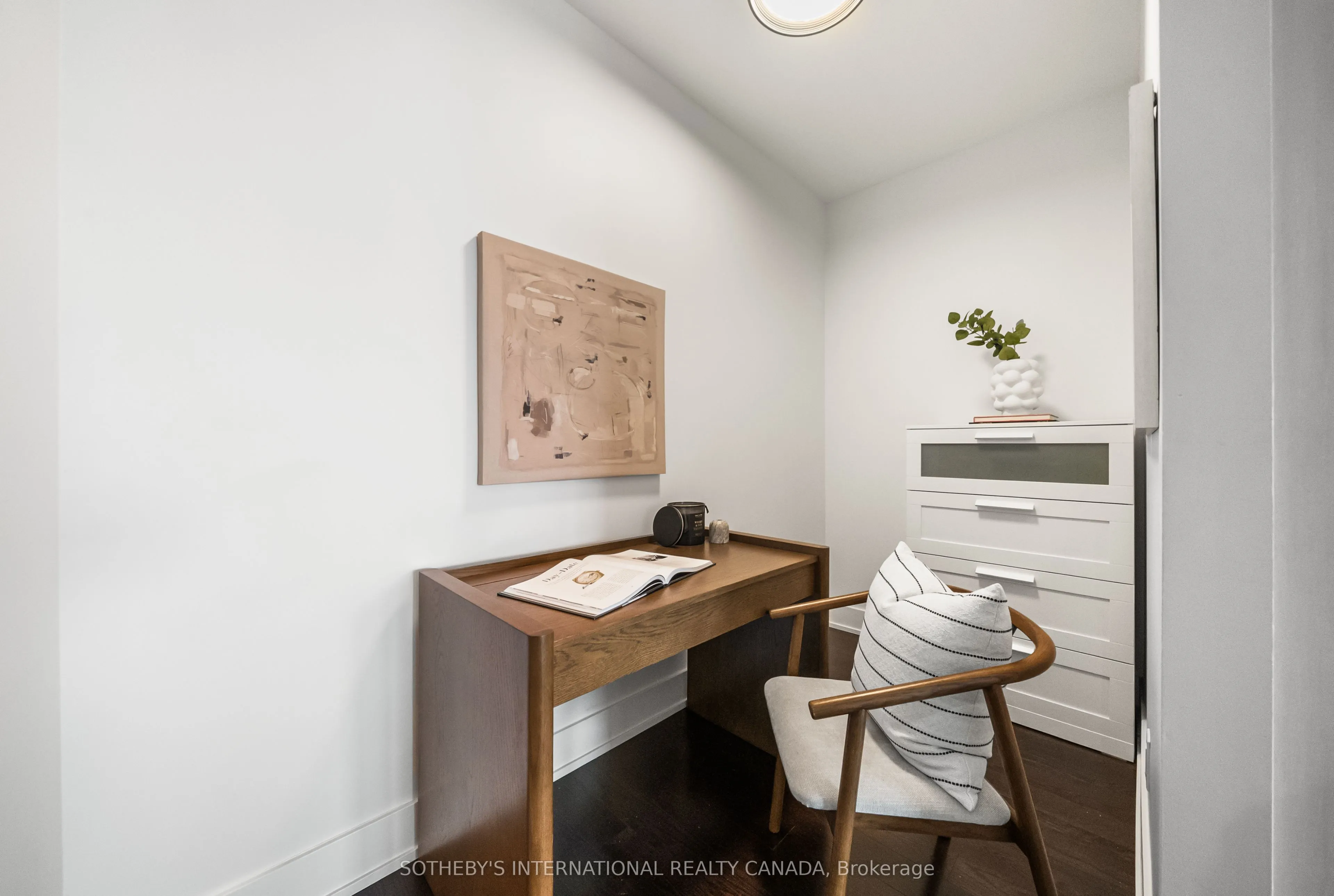 170 Avenue Road #1503