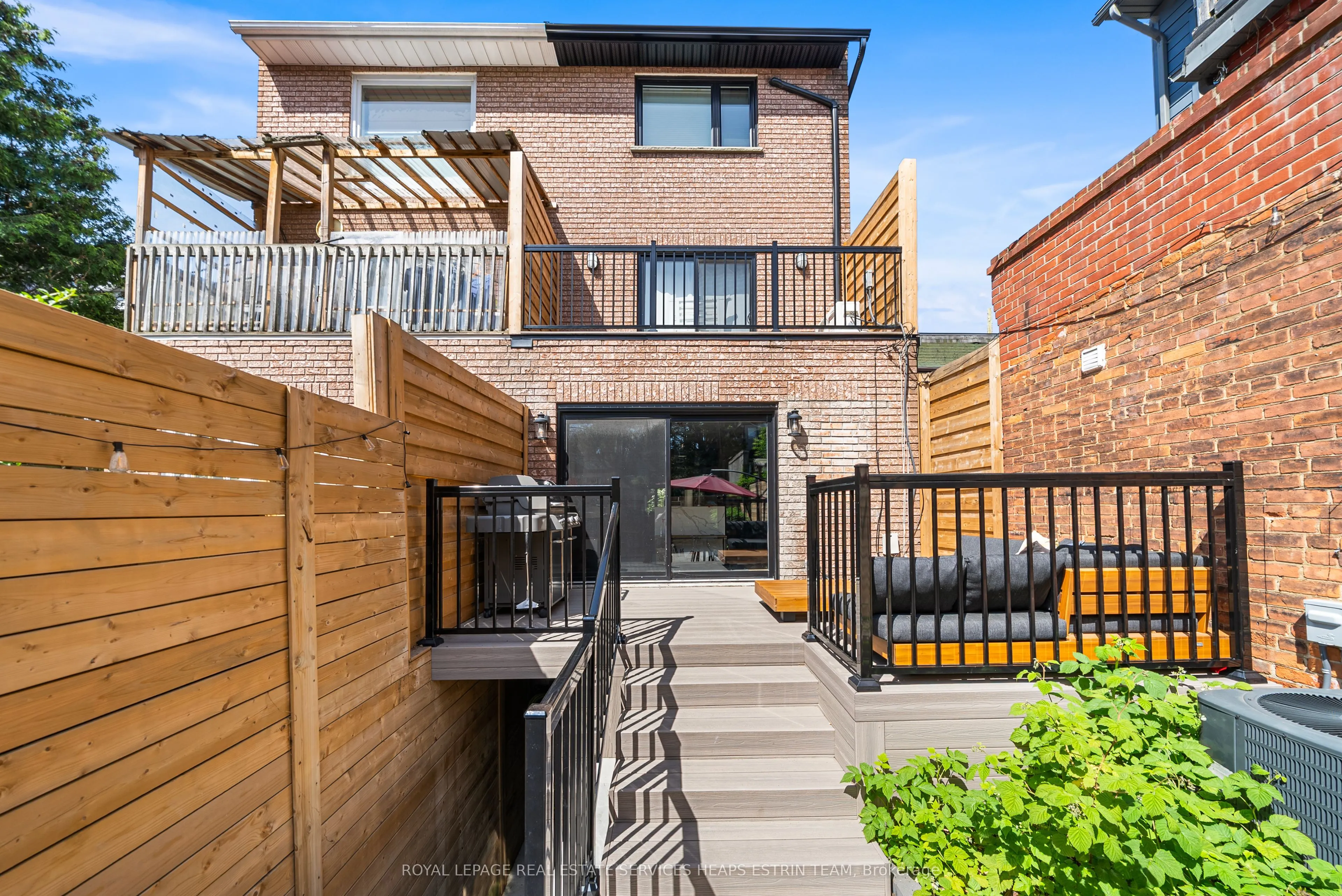 247A Lippincott Street