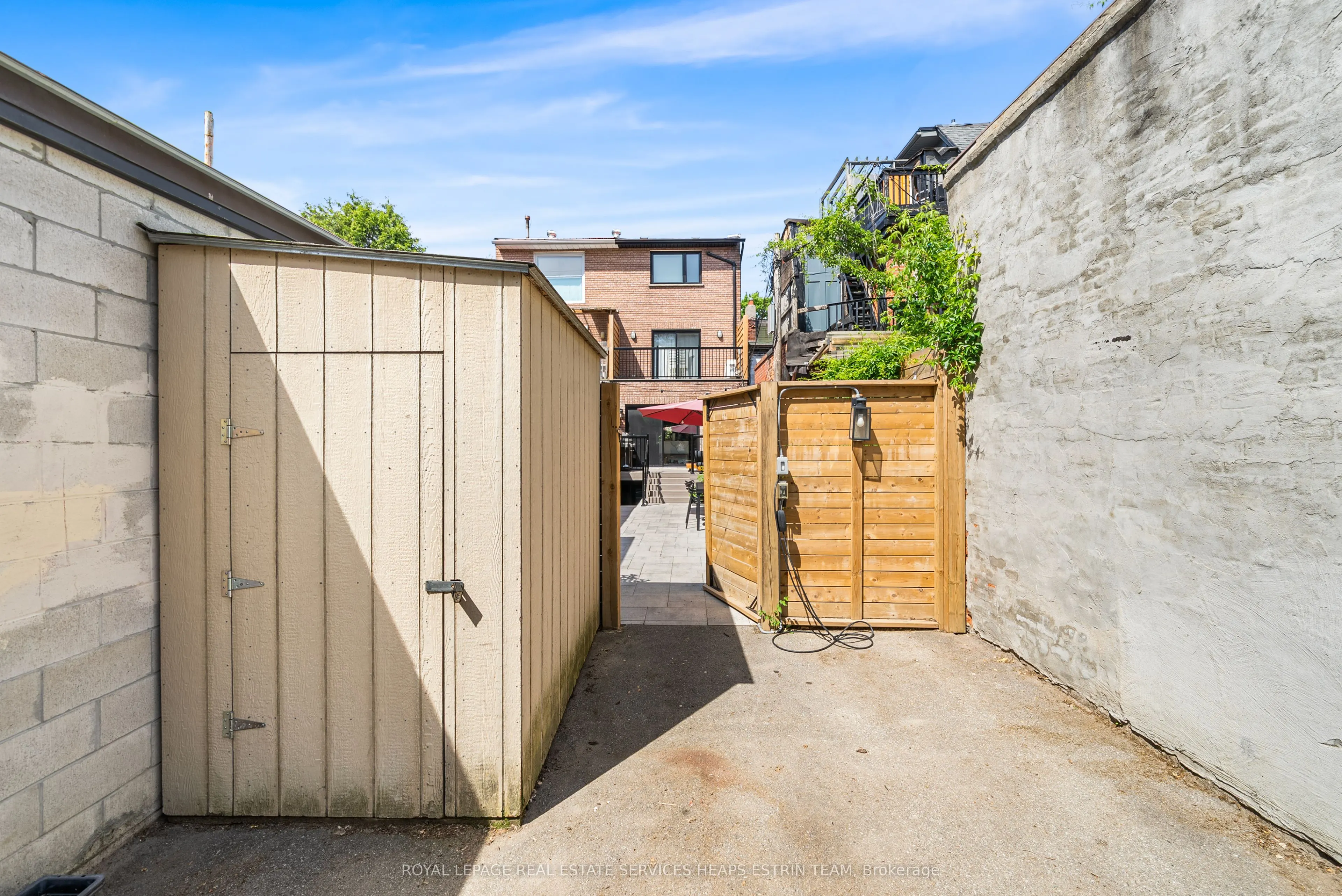 247A Lippincott Street