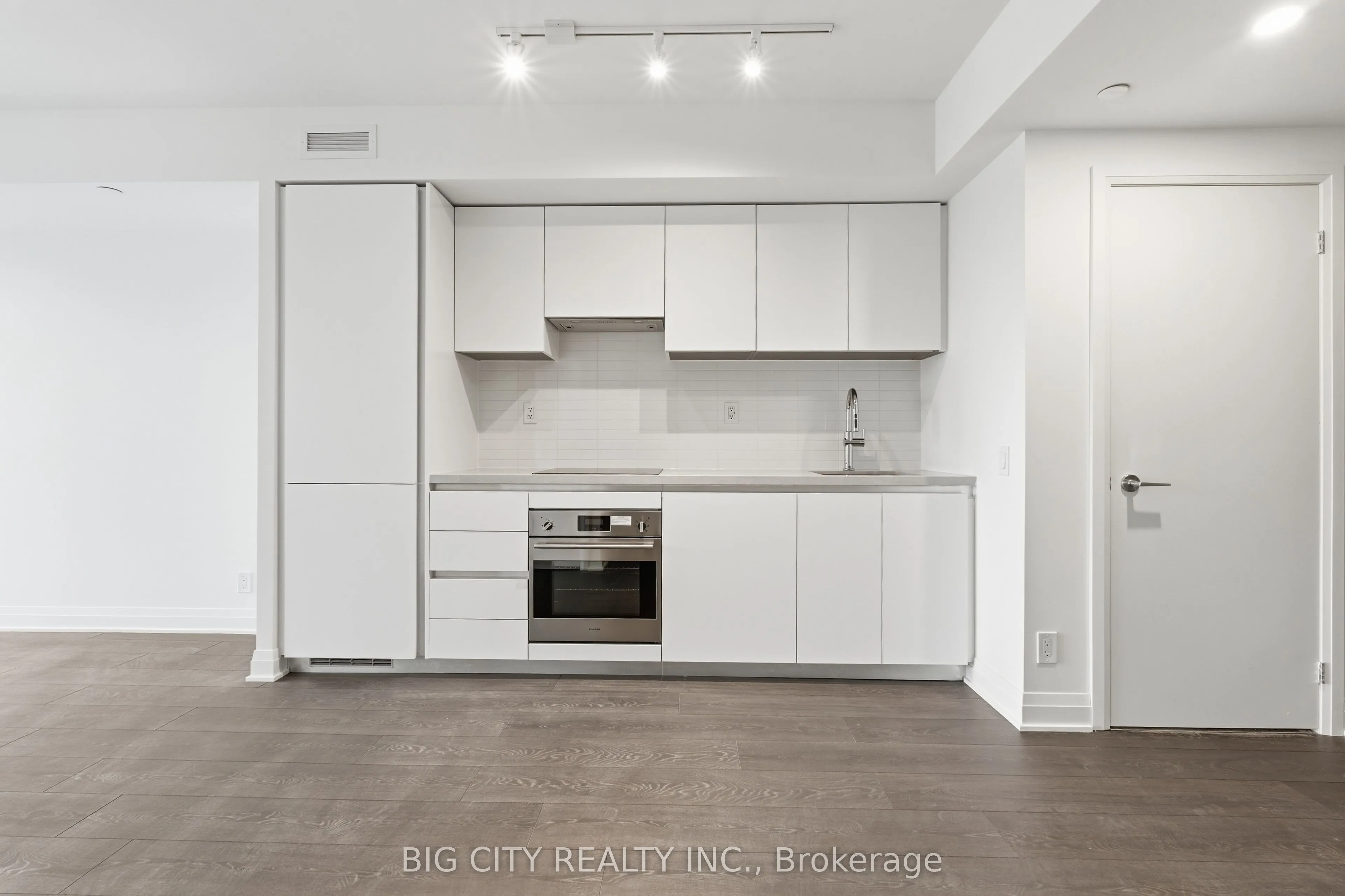 25 Frederick Todd Way #1708