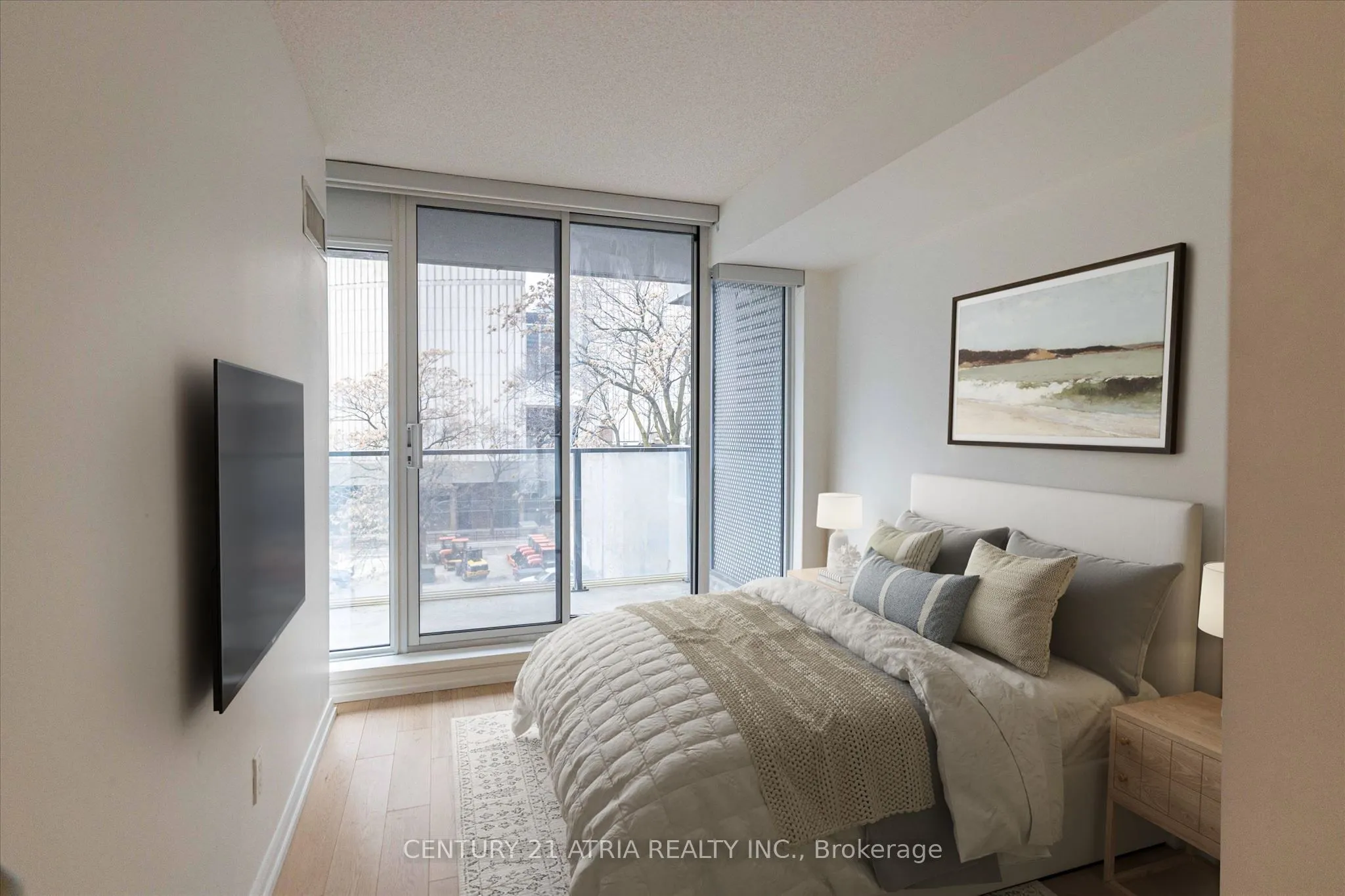 111 Elizabeth Street #606
