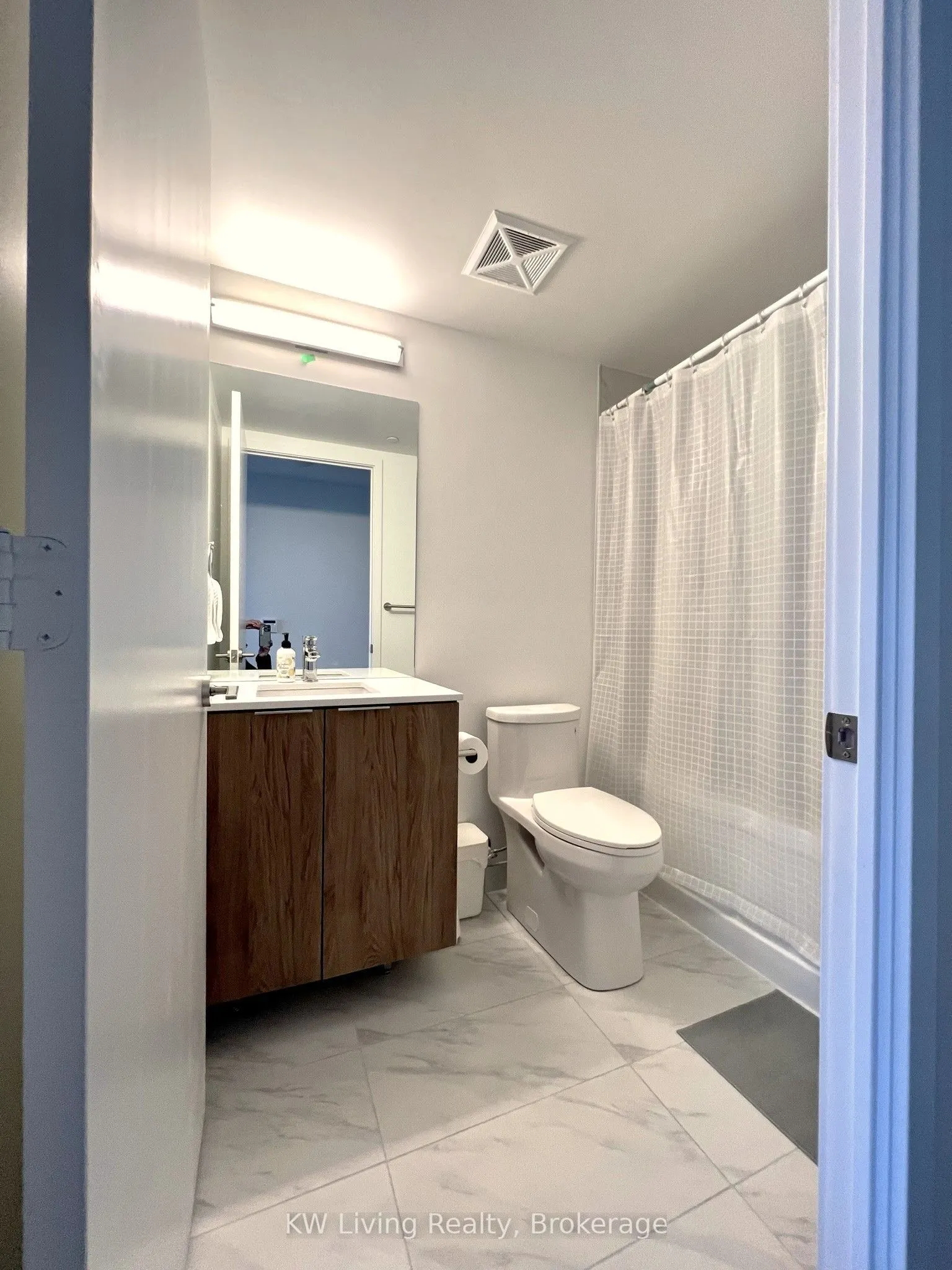 158 Front Street E #1920