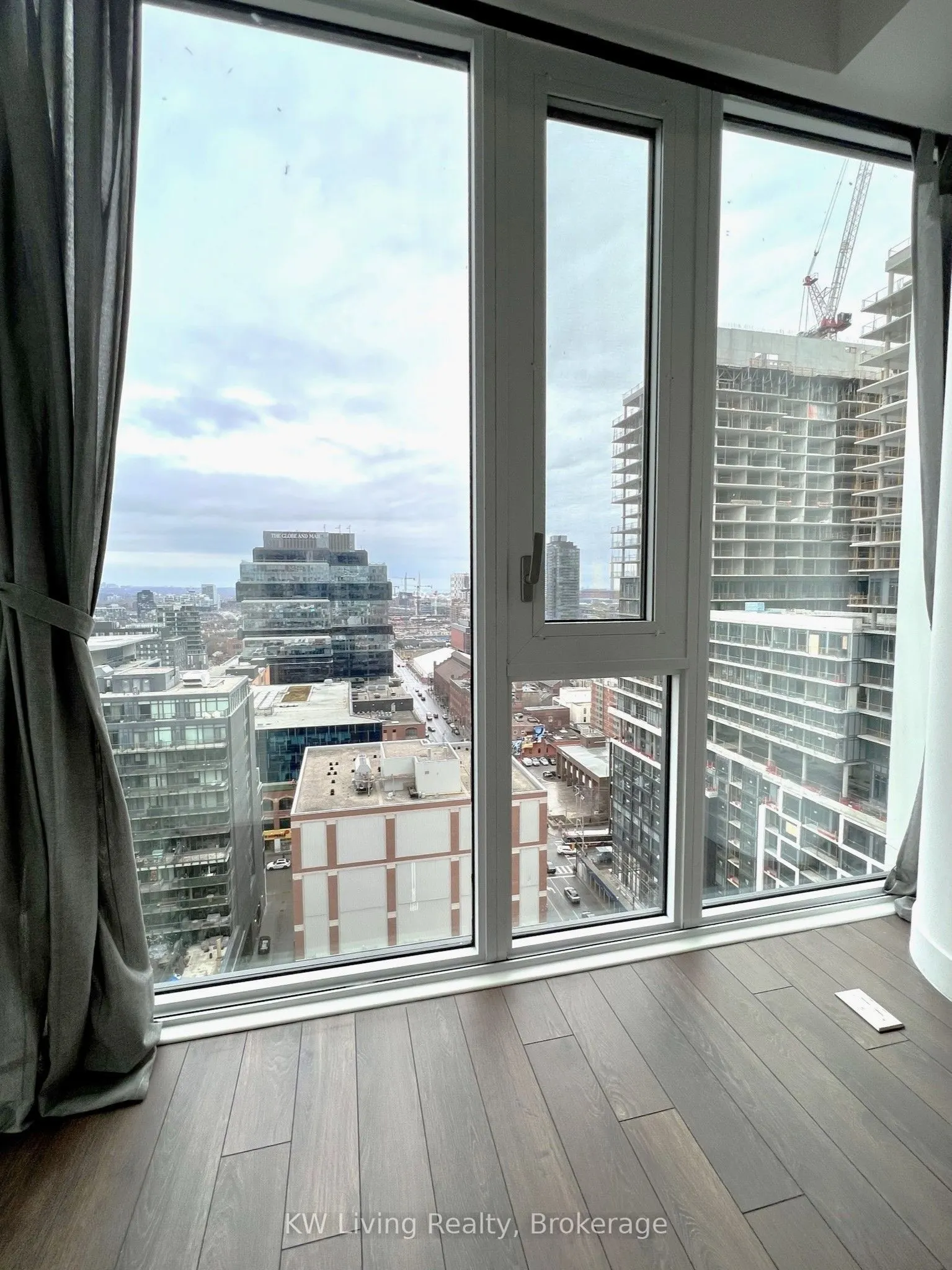 158 Front Street E #1920