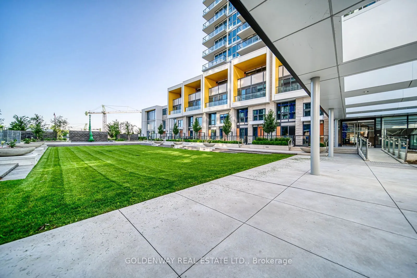 85 McMahon Drive #2109