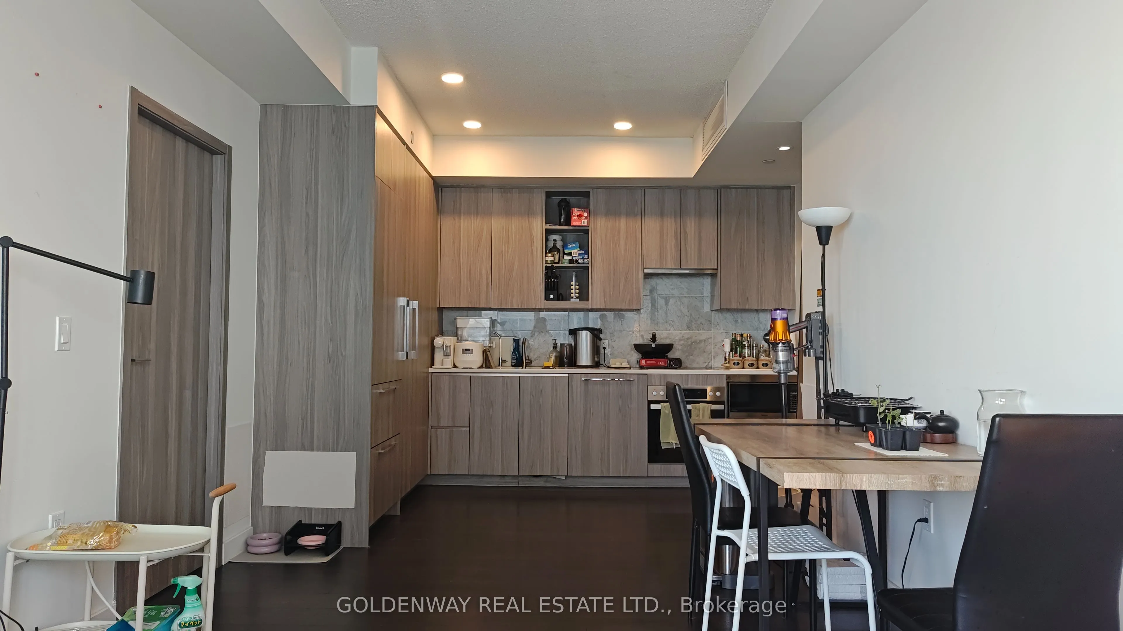 85 McMahon Drive #2109