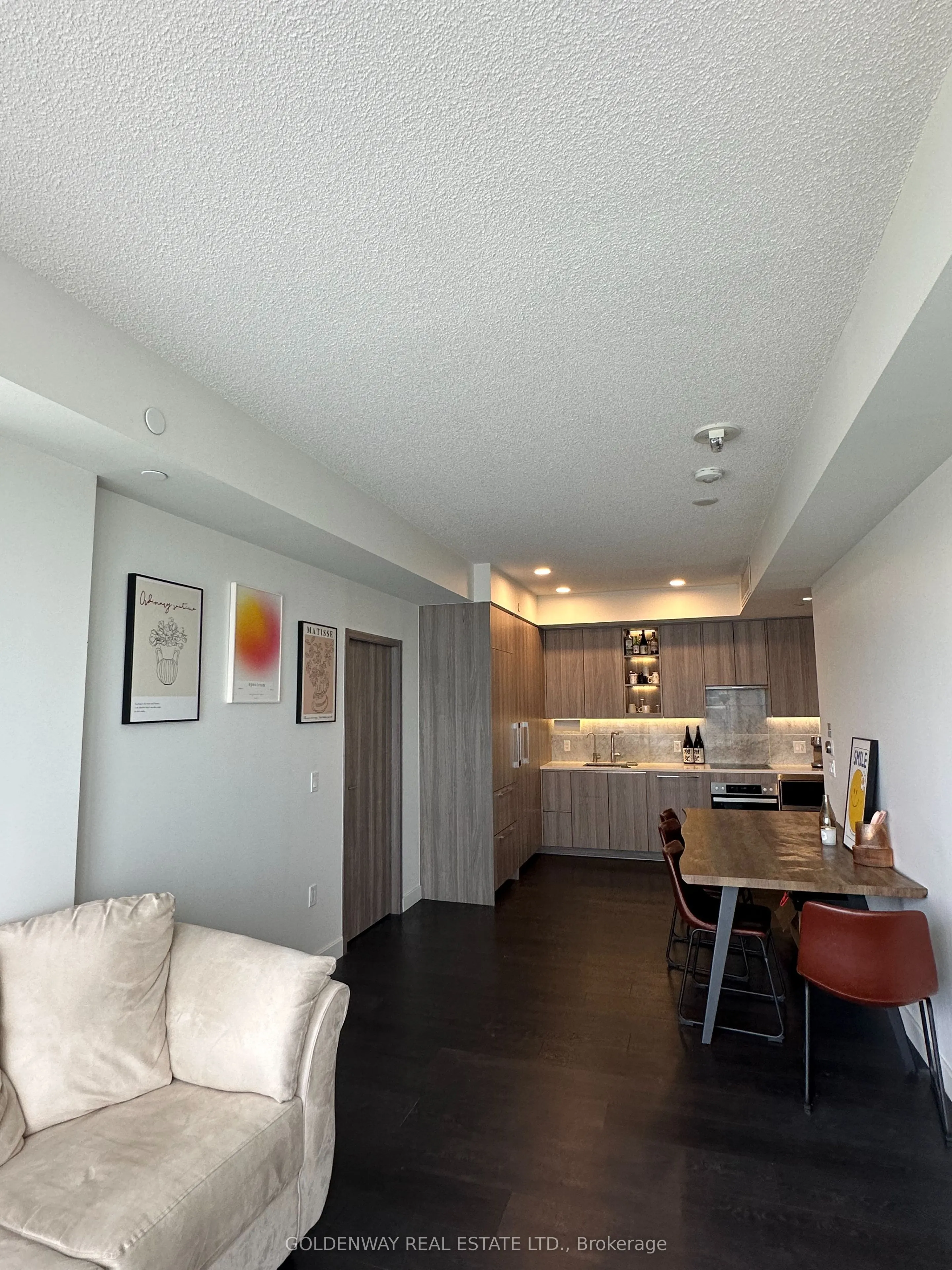 85 McMahon Drive #2109