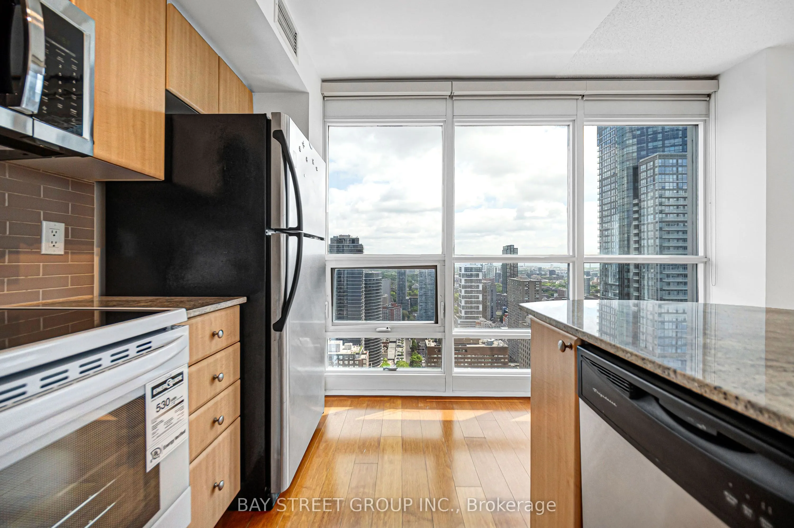 763 Bay Street #4105