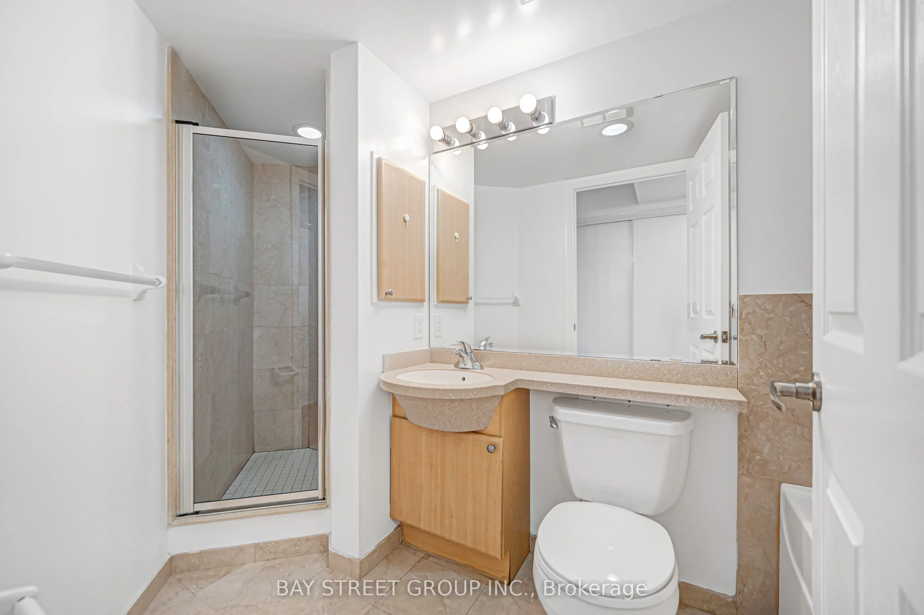 763 Bay Street #4105