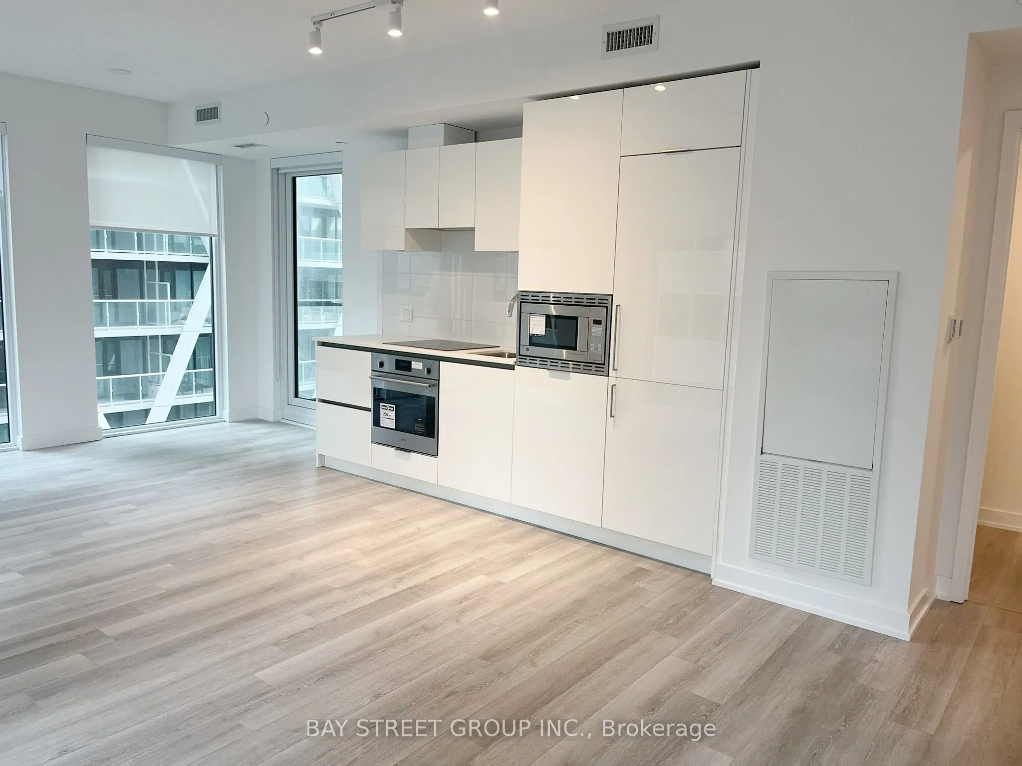 238 Simcoe Street #1904