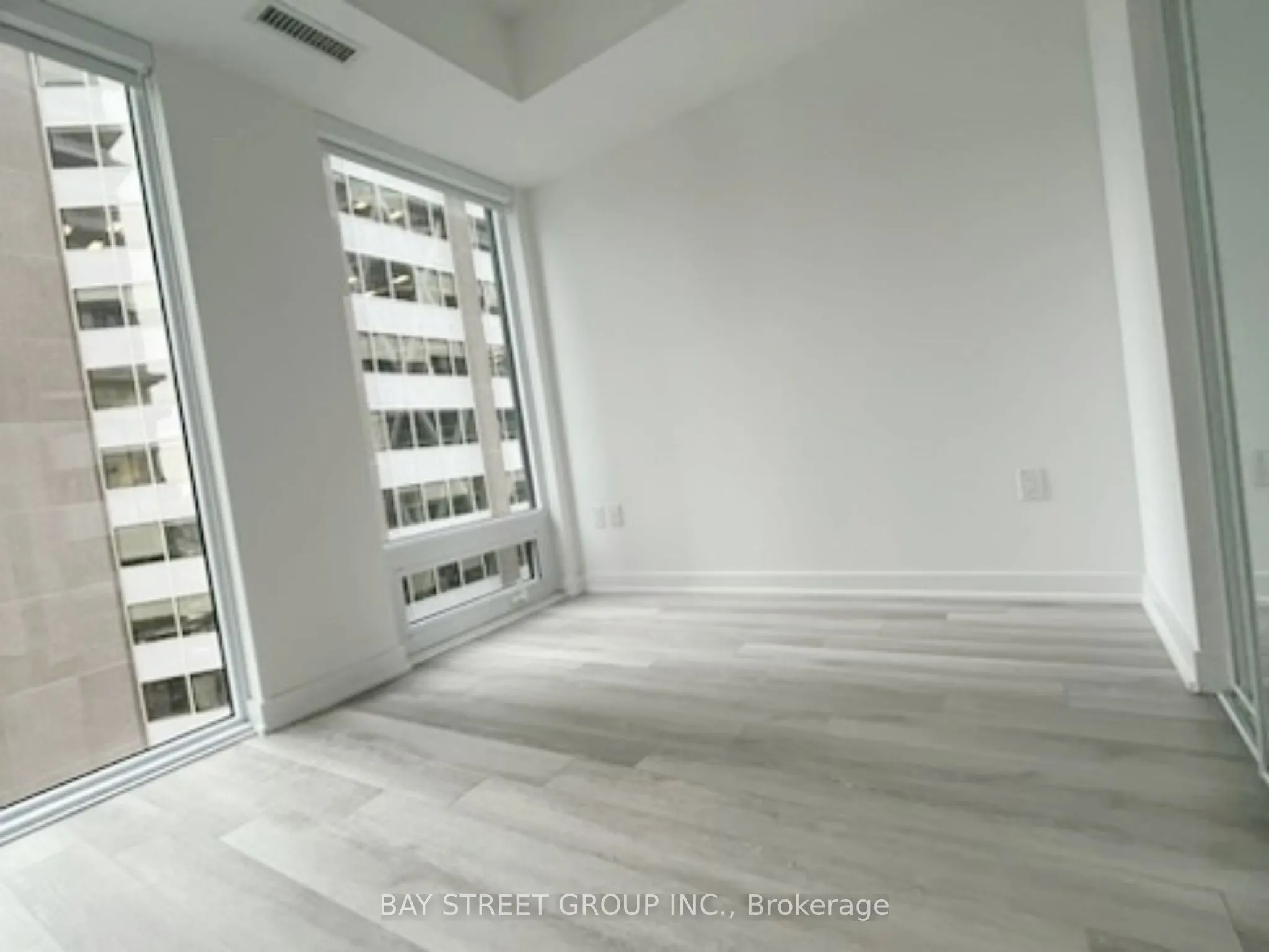 238 Simcoe Street #1904