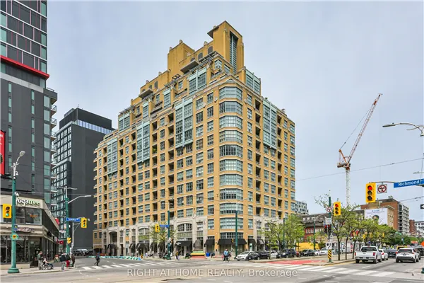 438 Richmond Street W #621