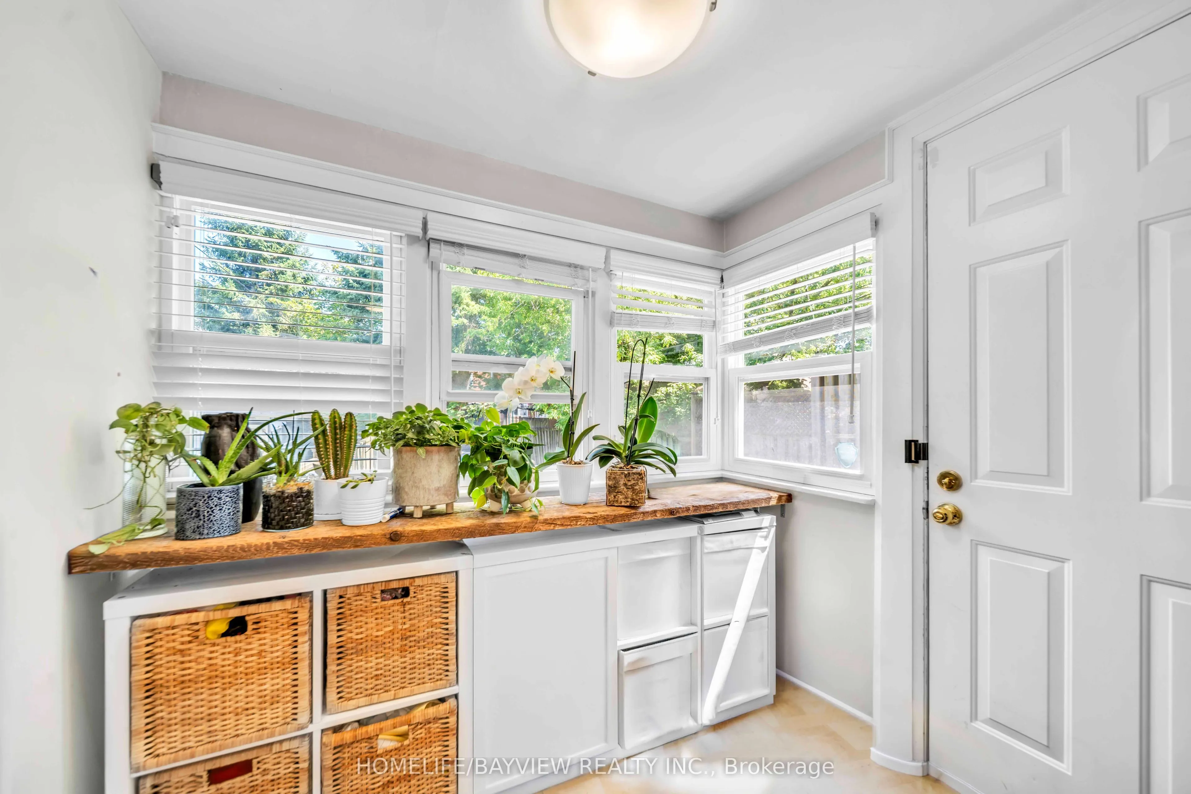 131 Heddington Avenue