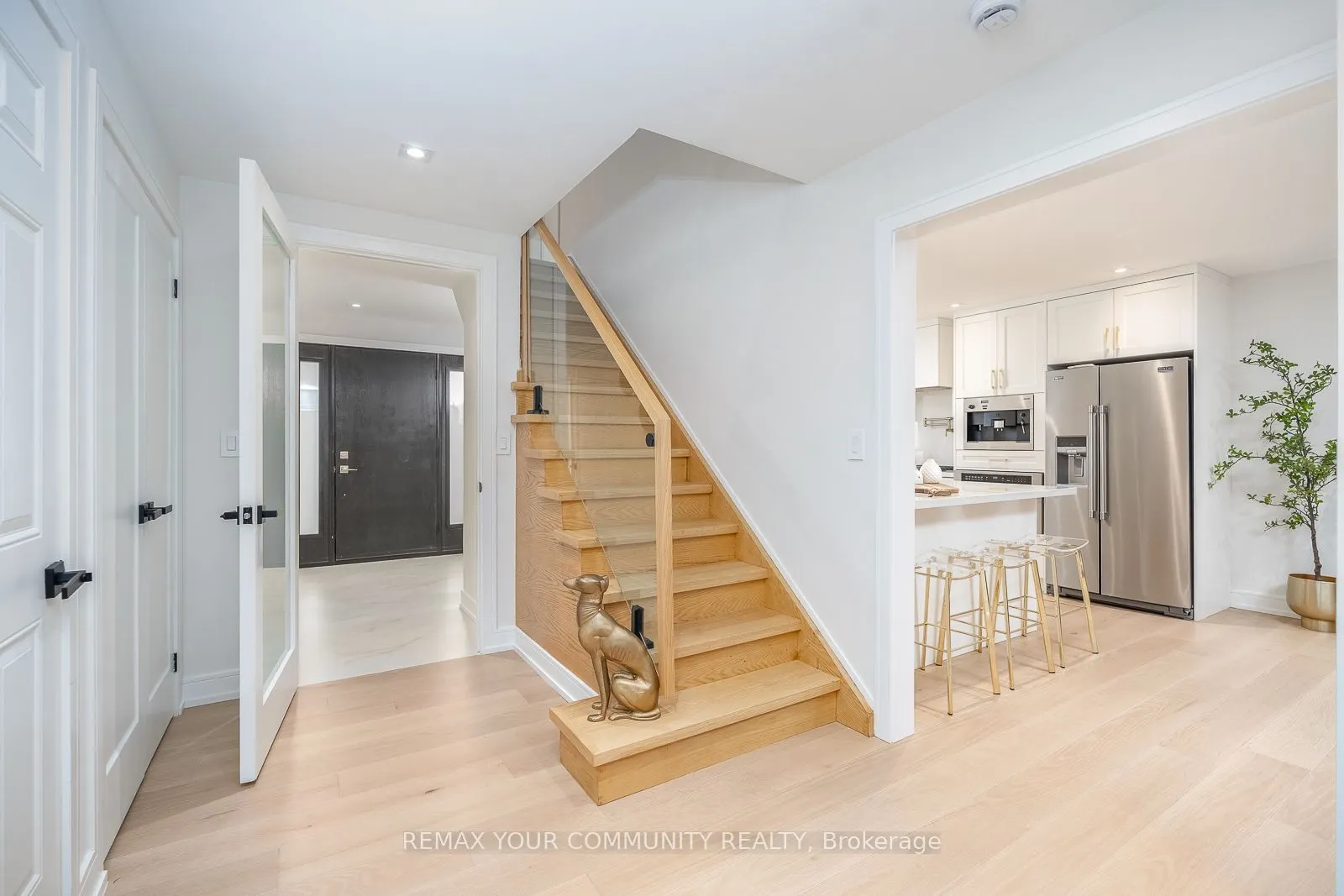 354 Bessborough Drive