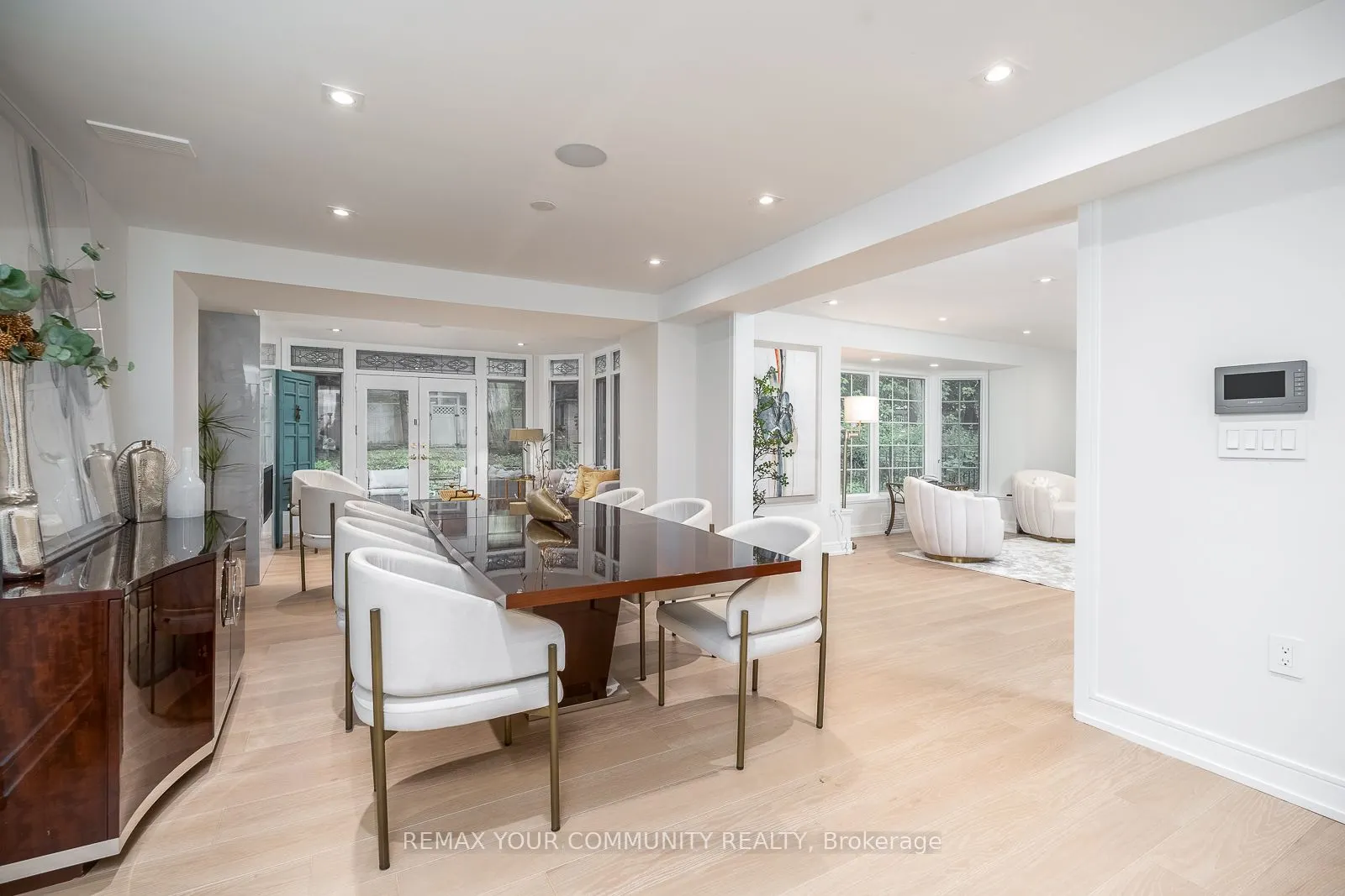 354 Bessborough Drive