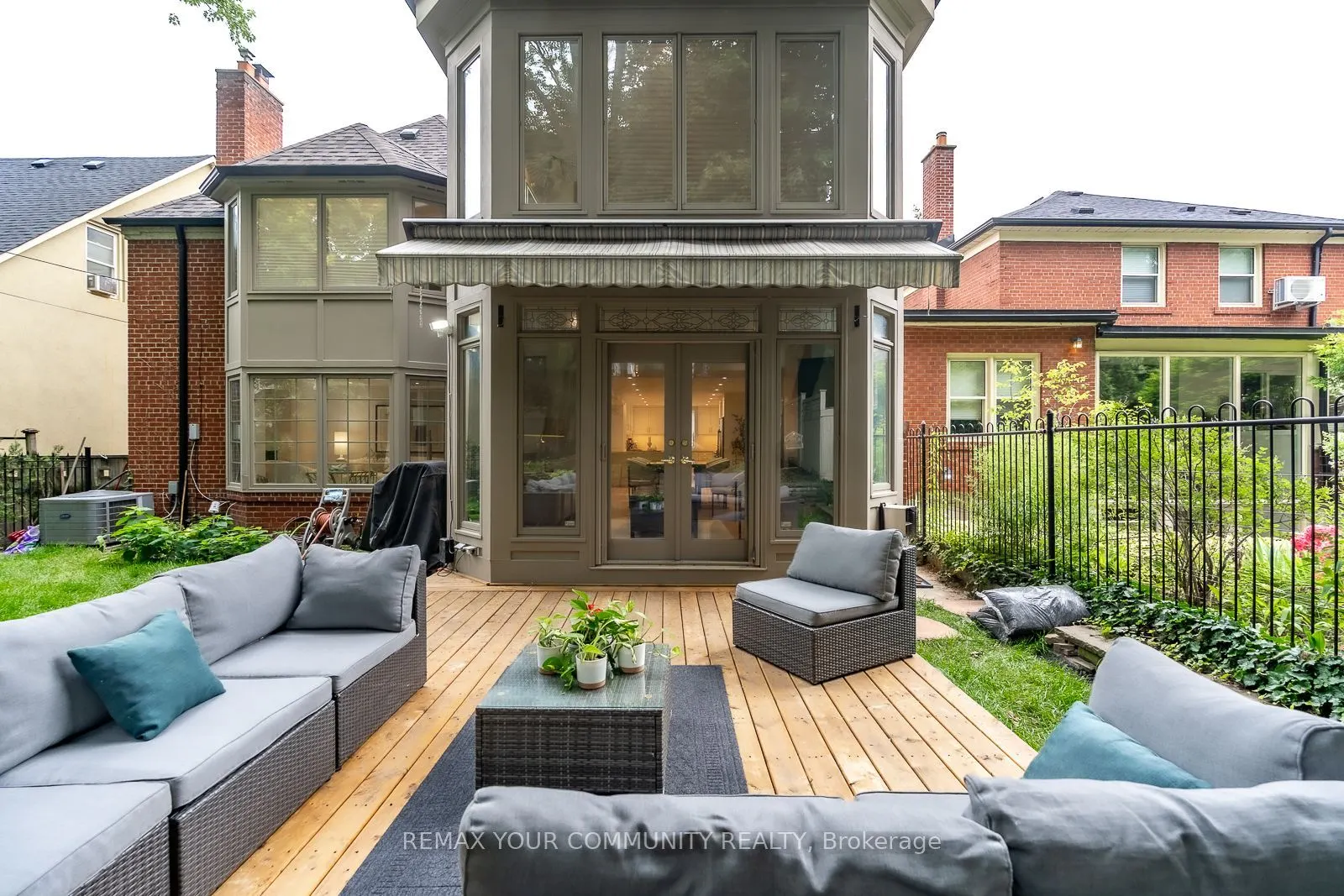 354 Bessborough Drive
