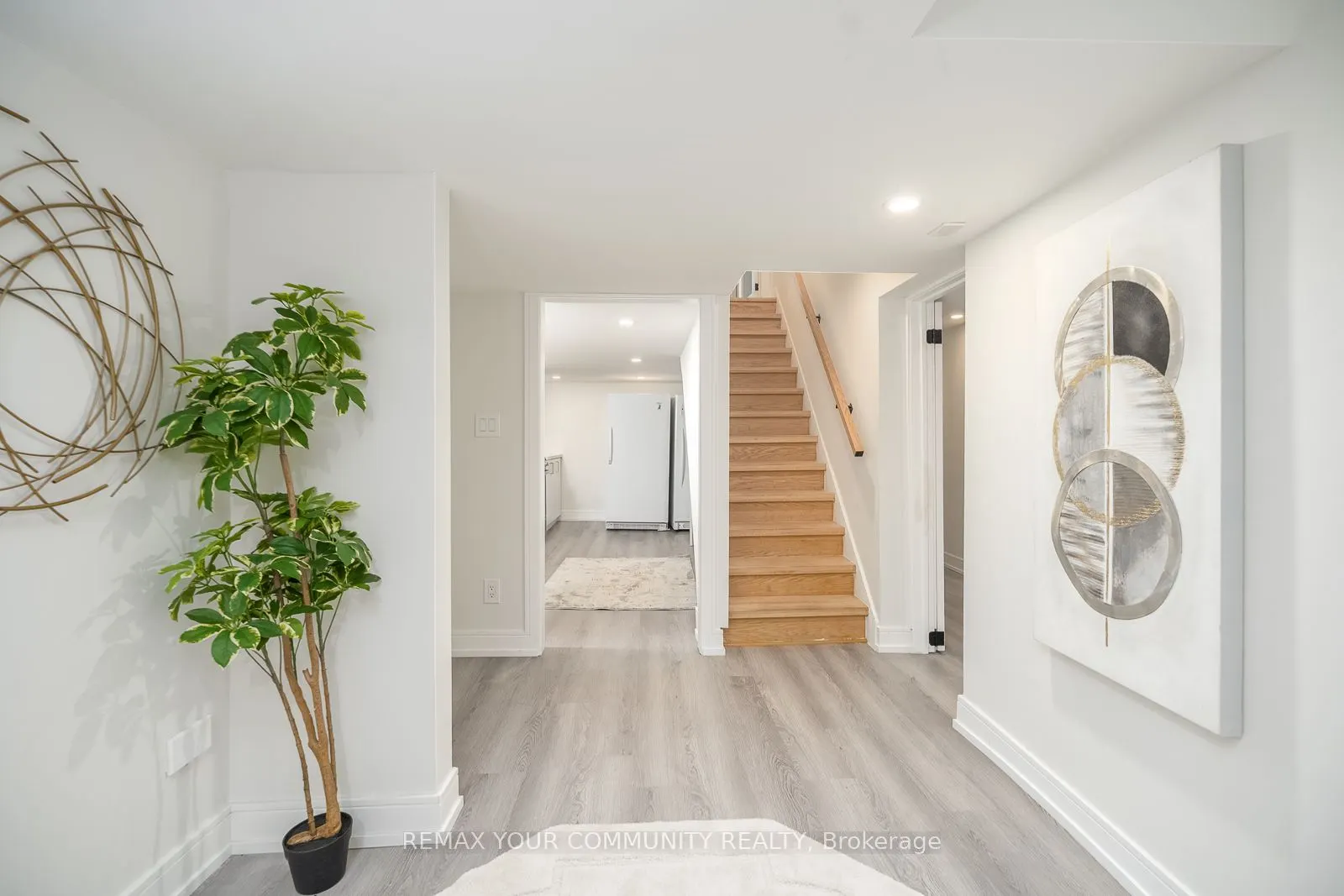 354 Bessborough Drive