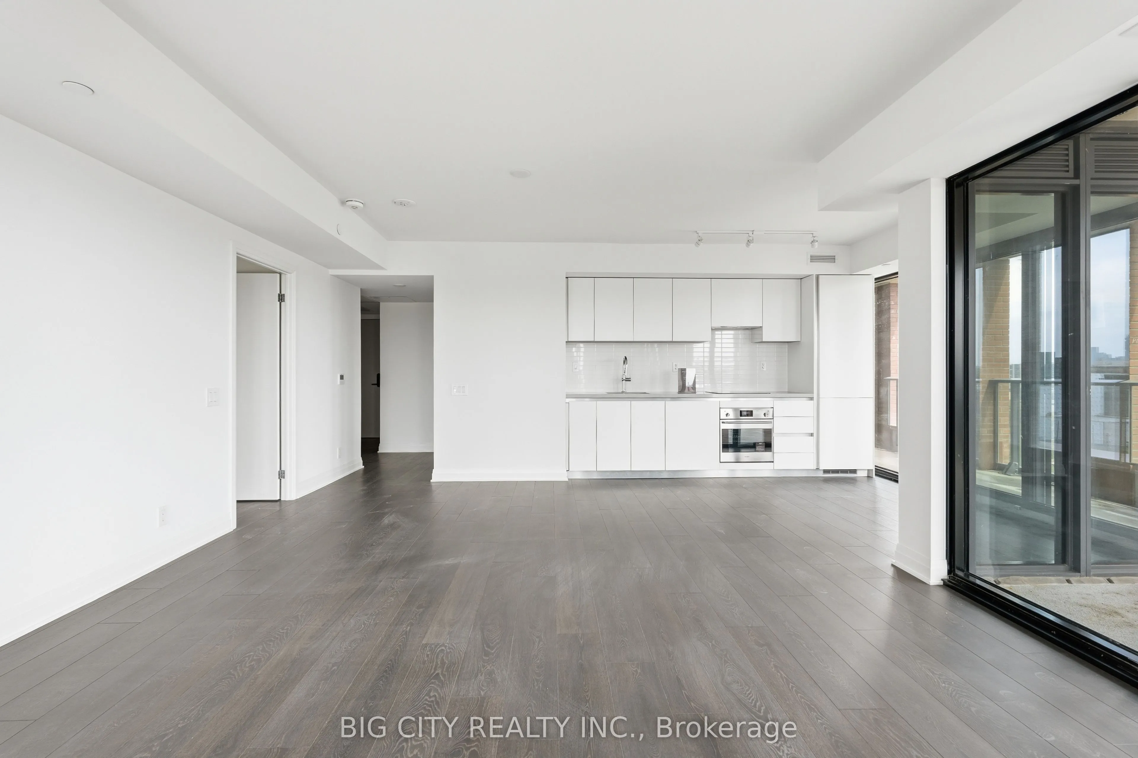25 Frederick Todd Way #602
