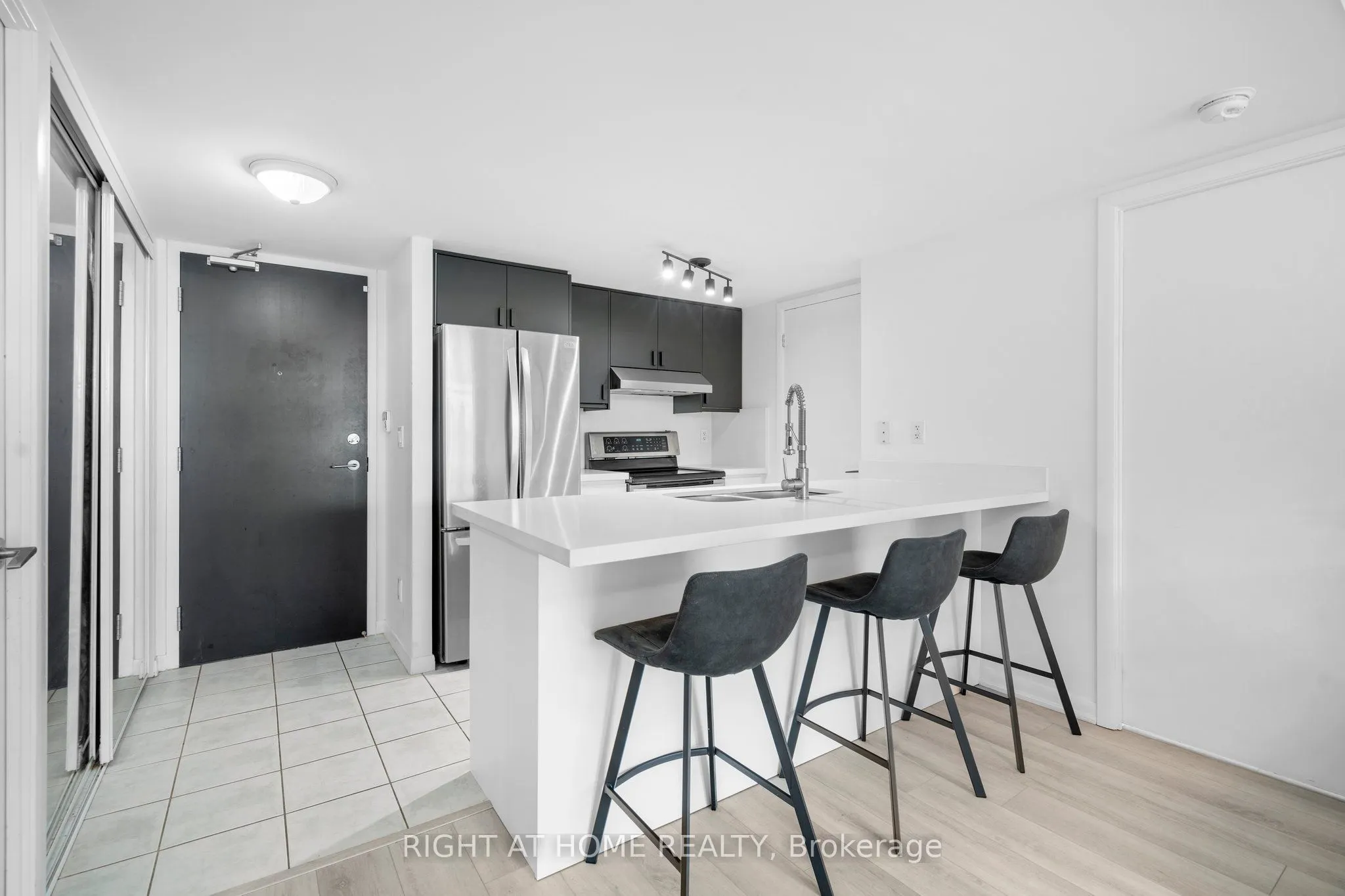 231 Fort York Boulevard #329