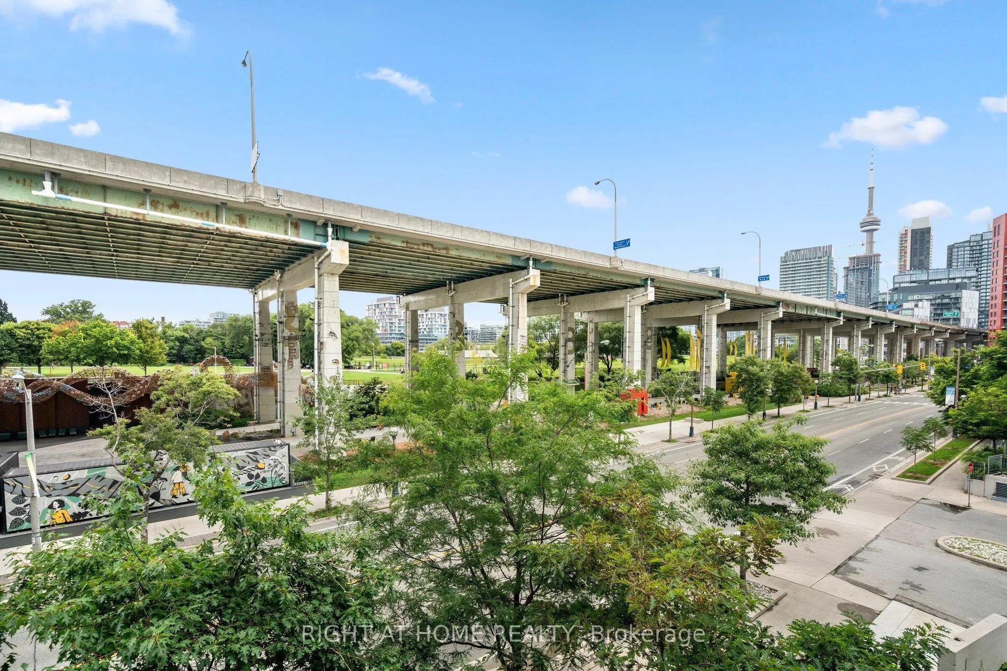 231 Fort York Boulevard #329