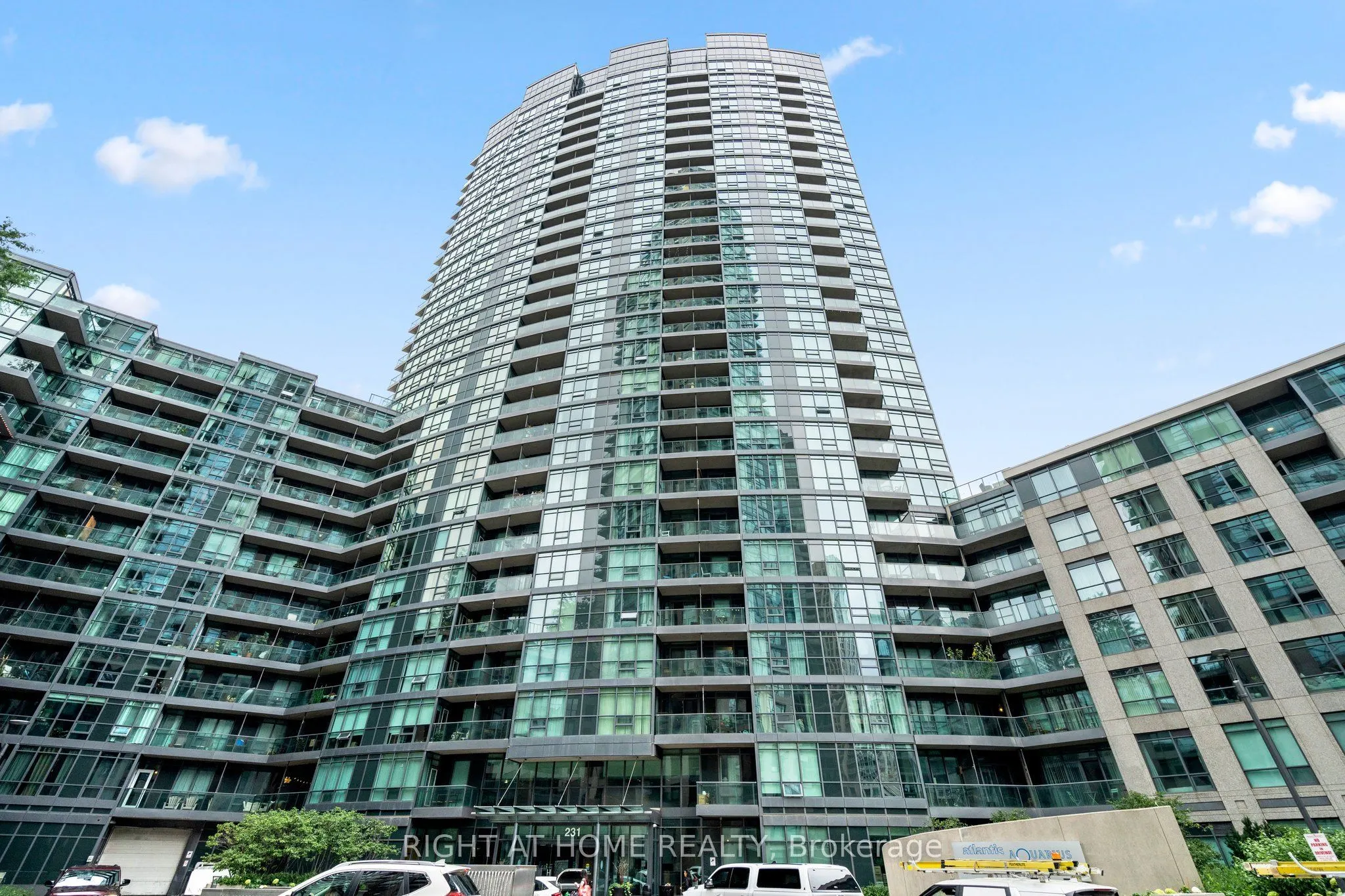 231 Fort York Boulevard #329