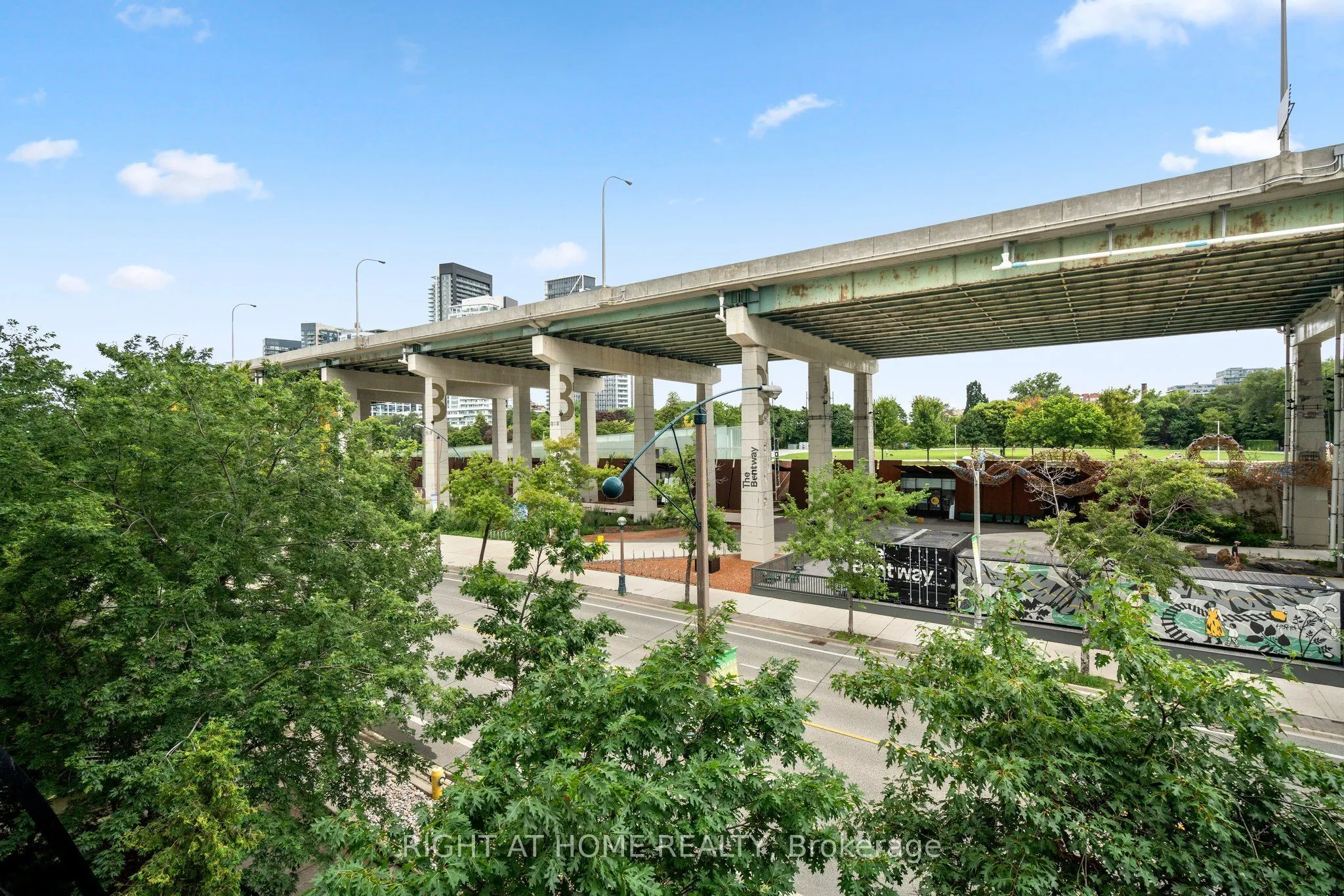 231 Fort York Boulevard #329
