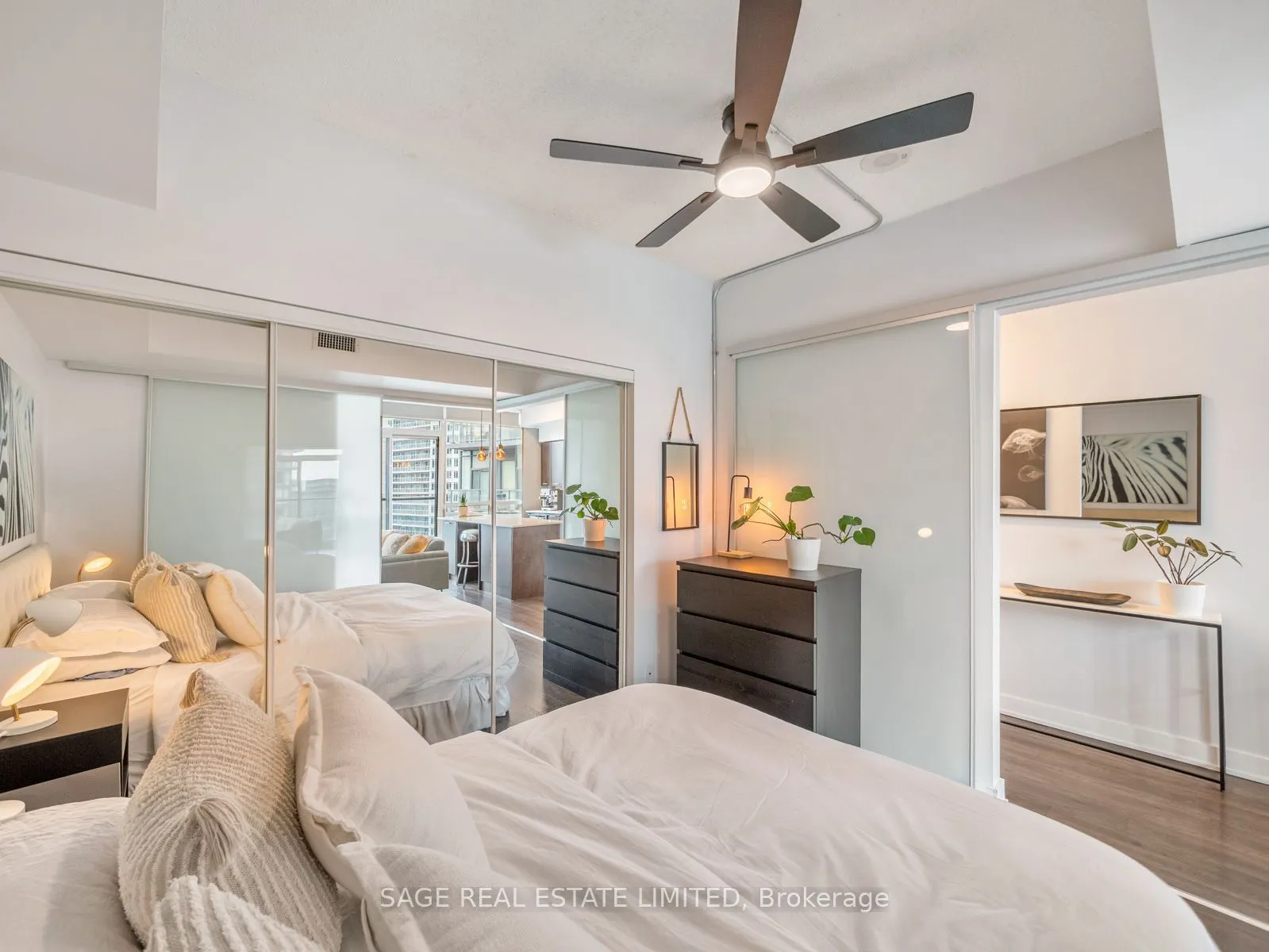 169 Fort York Boulevard #918
