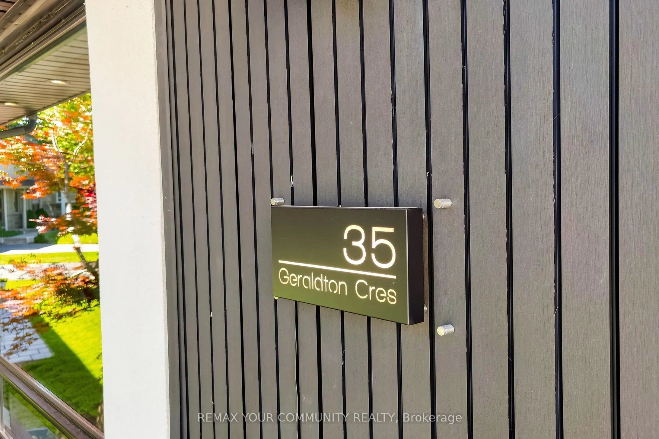 35 Geraldton Crescent