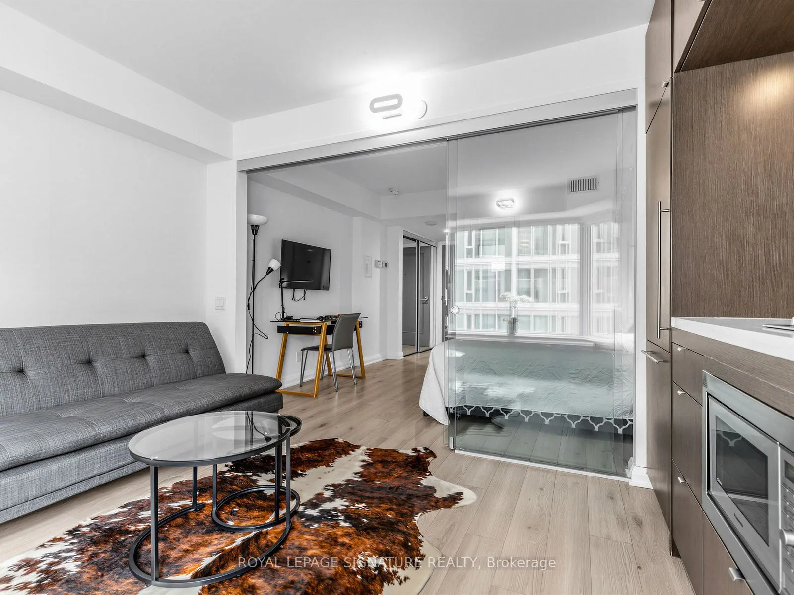 155 Yorkville Avenue #1110