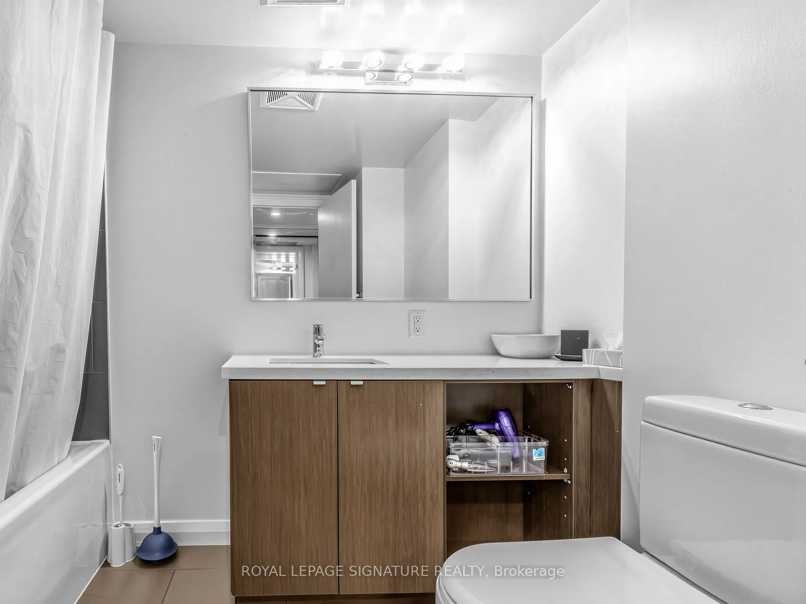 155 Yorkville Avenue #1110
