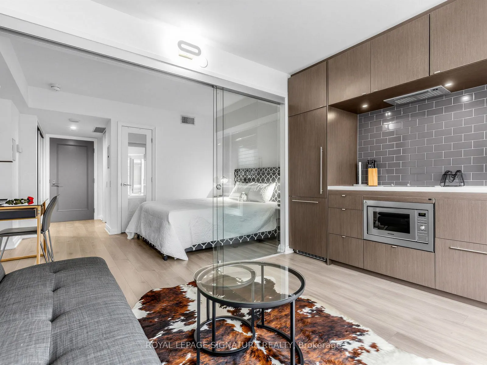155 Yorkville Avenue #1110