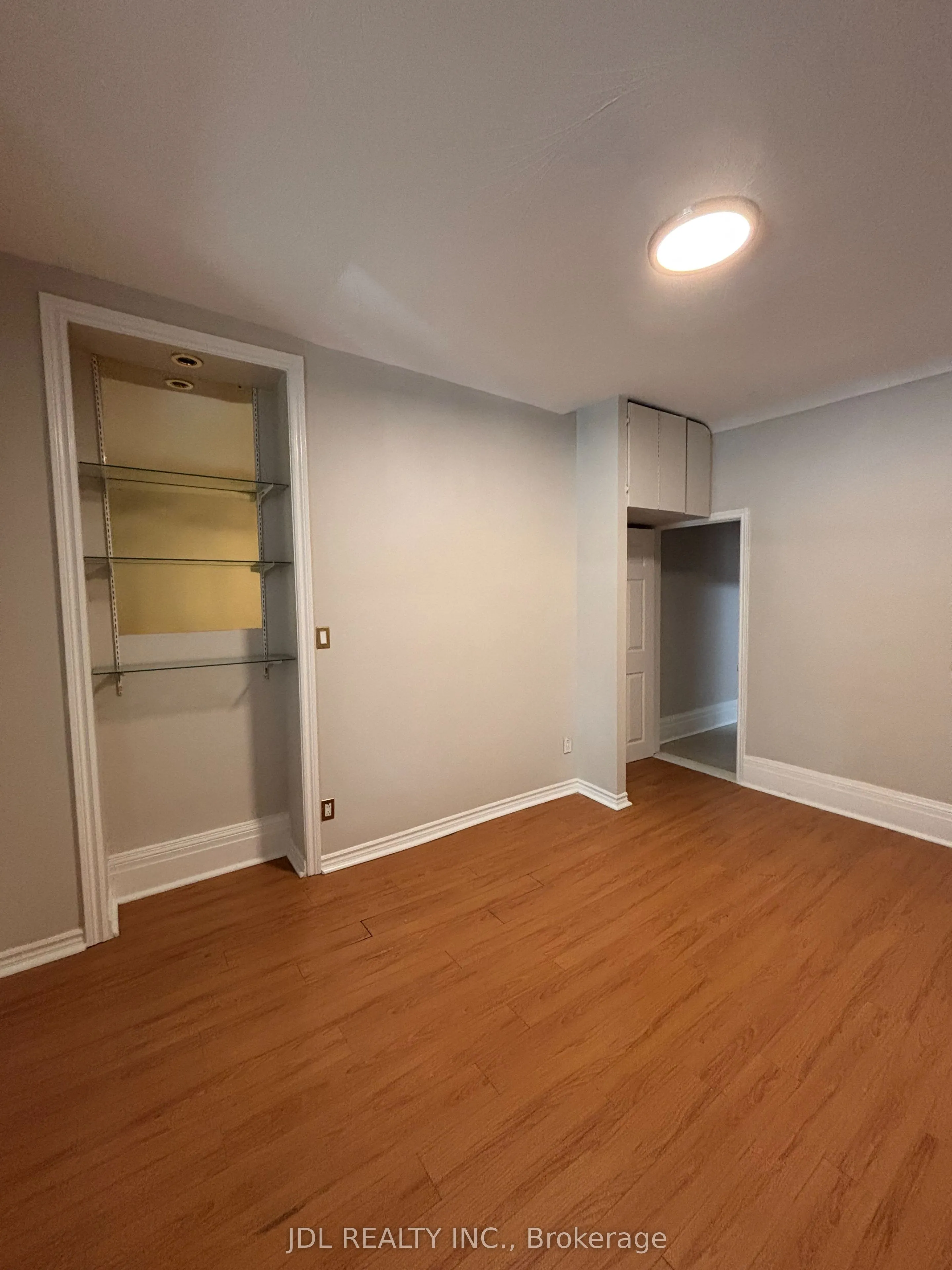 593 Bathurst Street #Main Floor