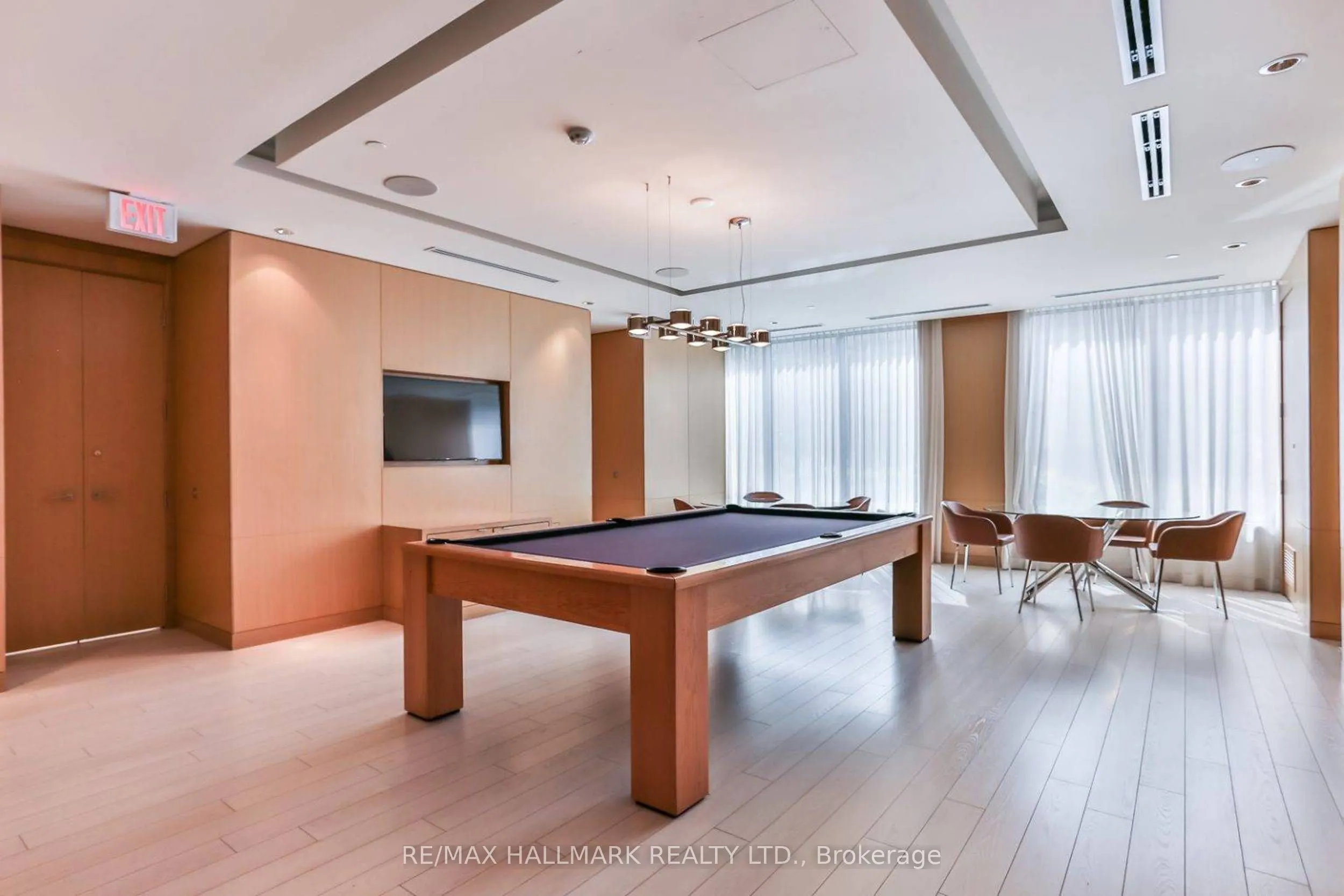 120 Harrison Garden Boulevard #1406
