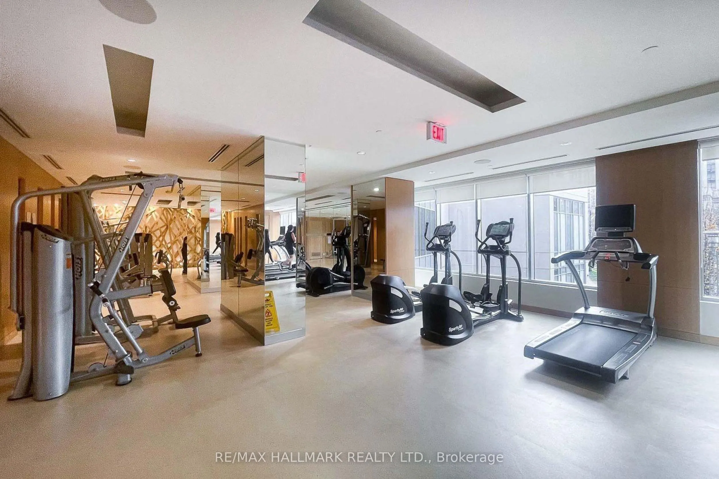 120 Harrison Garden Boulevard #1406