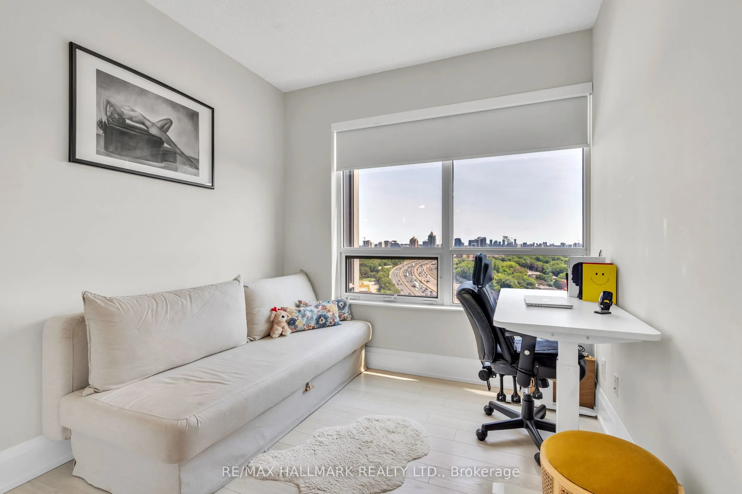120 Harrison Garden Boulevard #1406