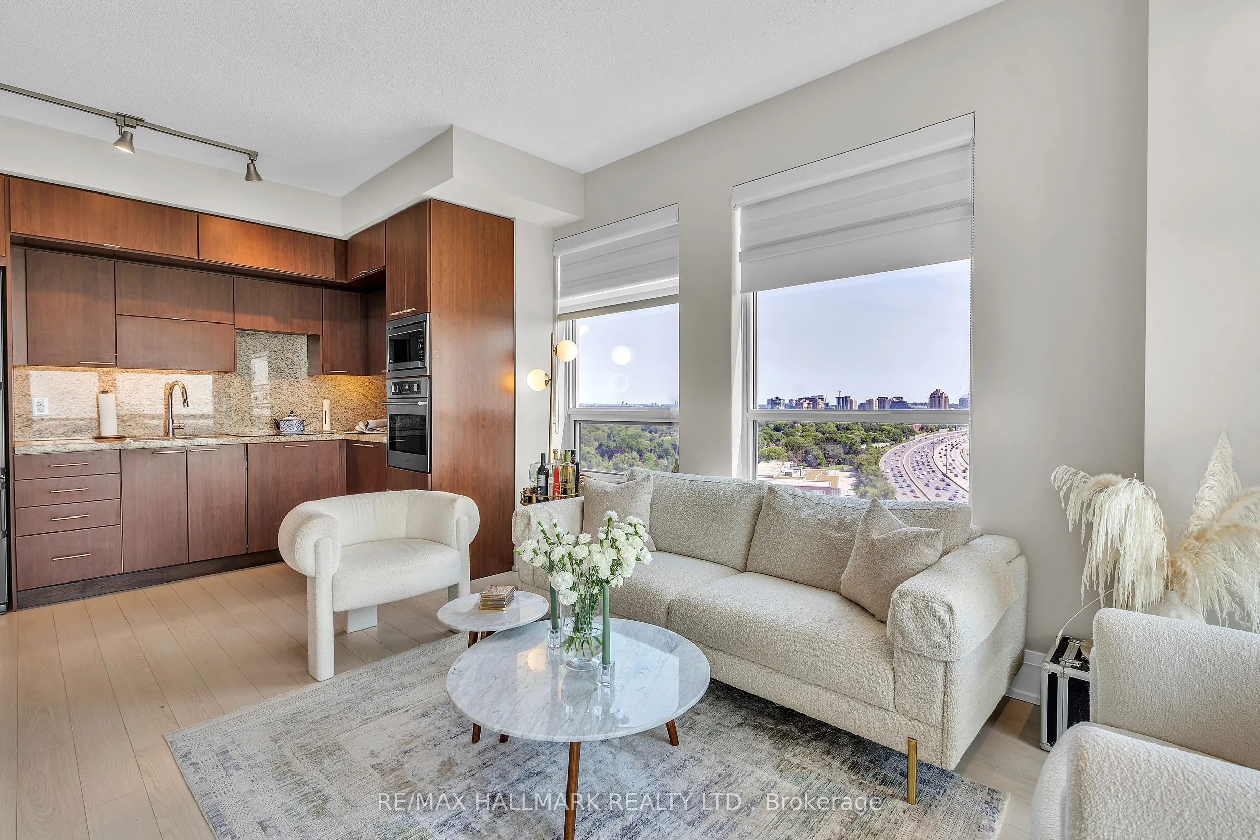 120 Harrison Garden Boulevard #1406