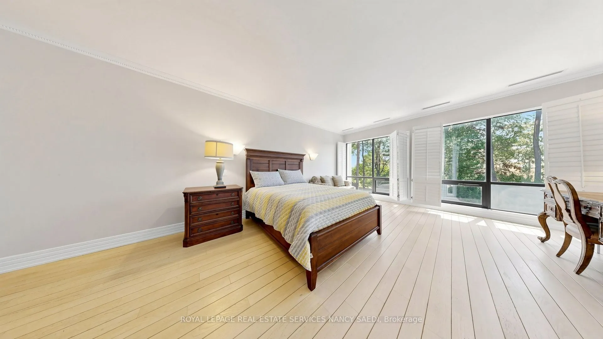 5 Abrams Place
