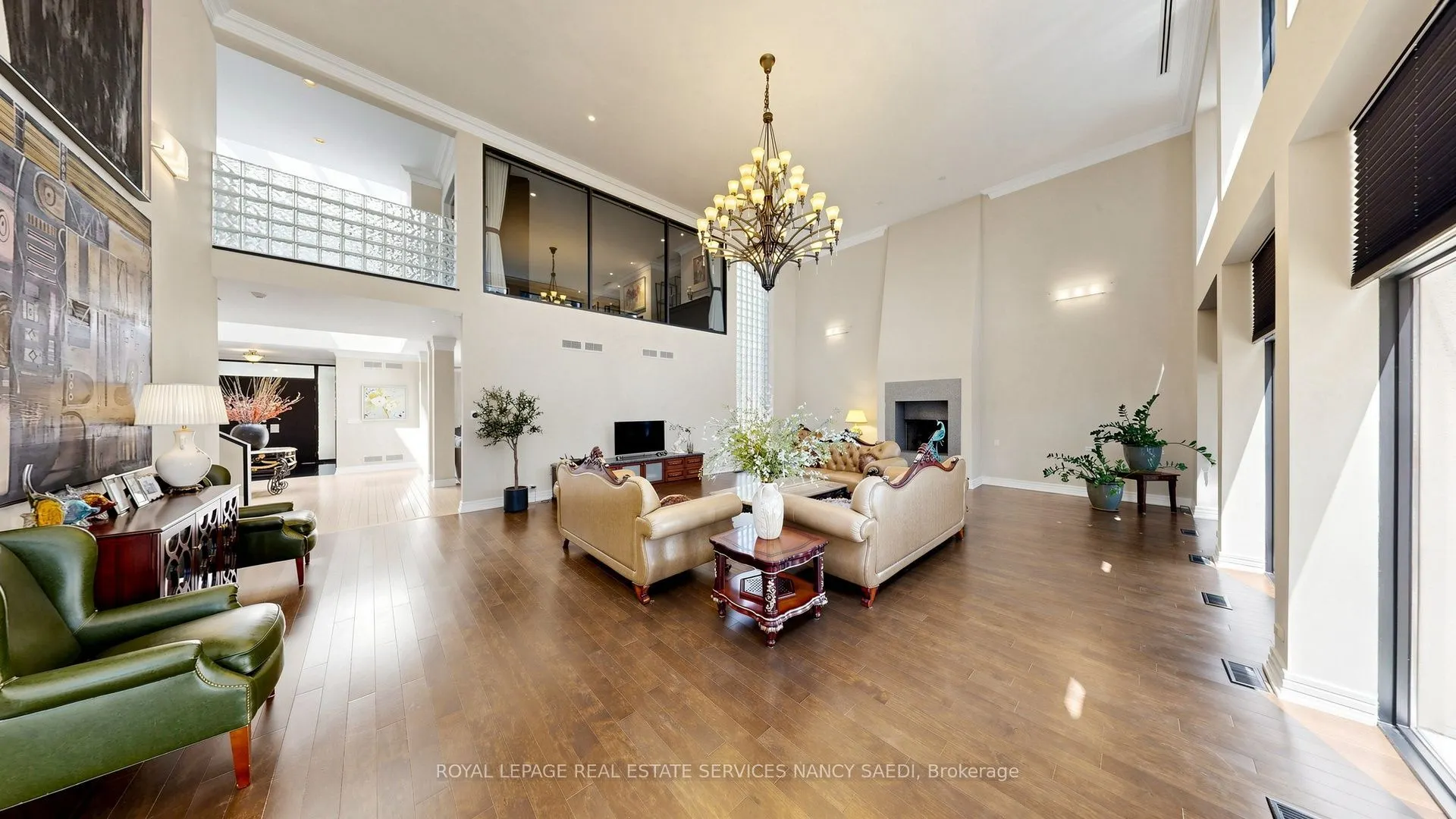 5 Abrams Place