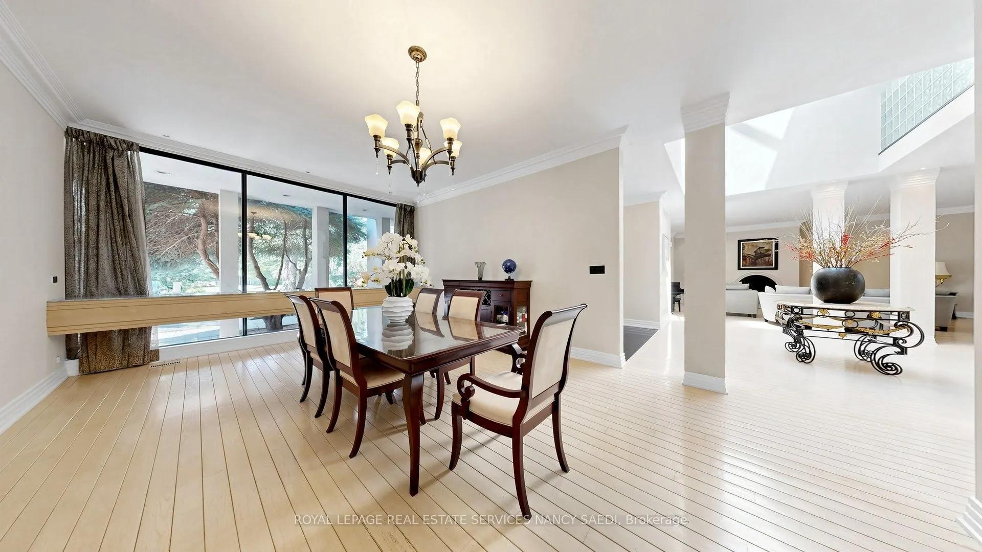 5 Abrams Place