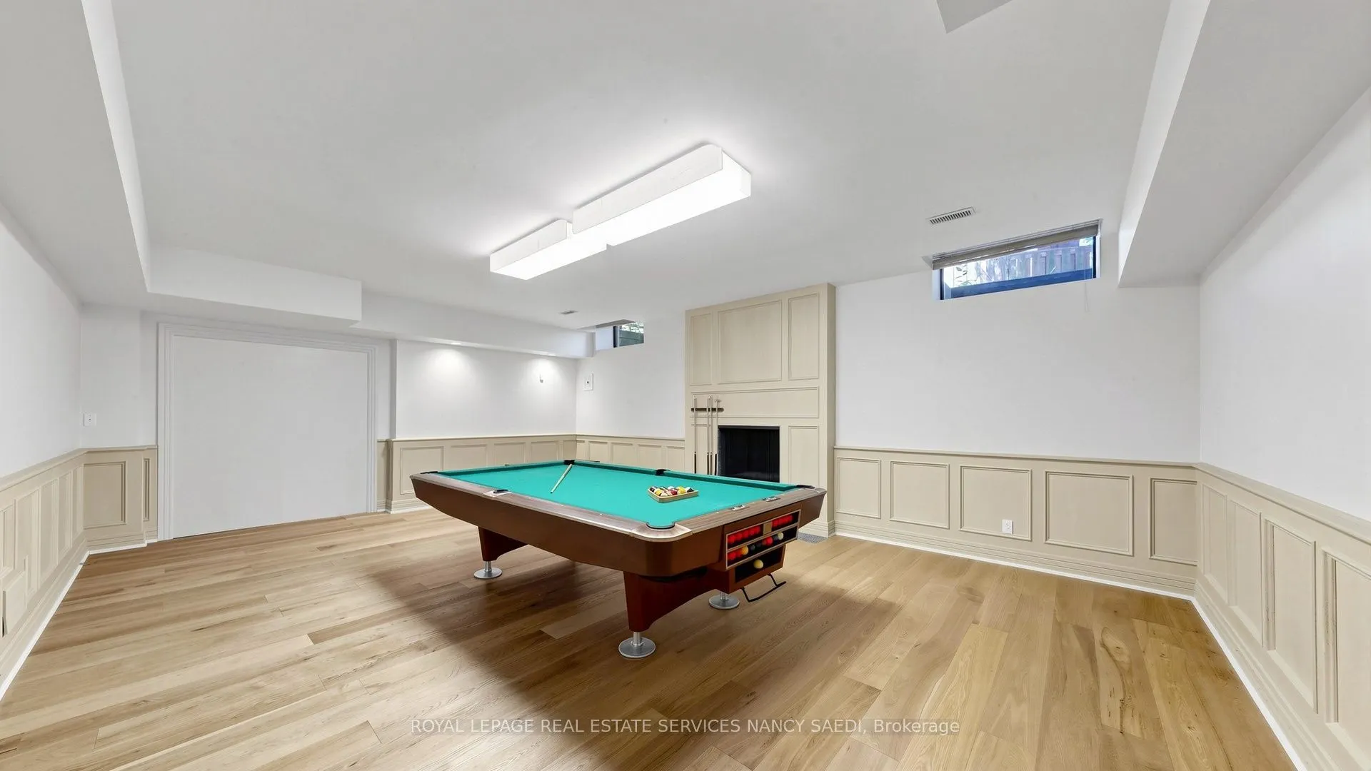 5 Abrams Place
