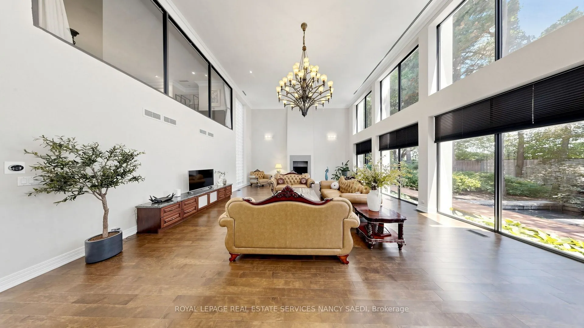 5 Abrams Place