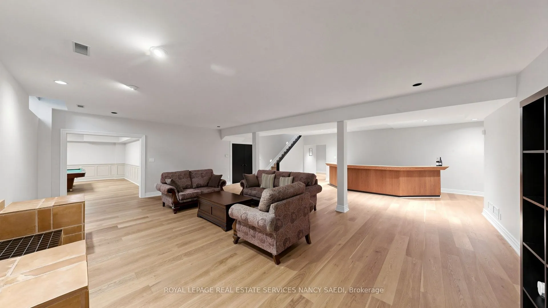 5 Abrams Place