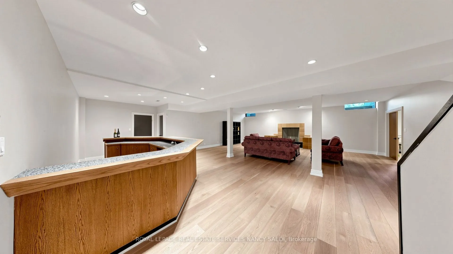 5 Abrams Place