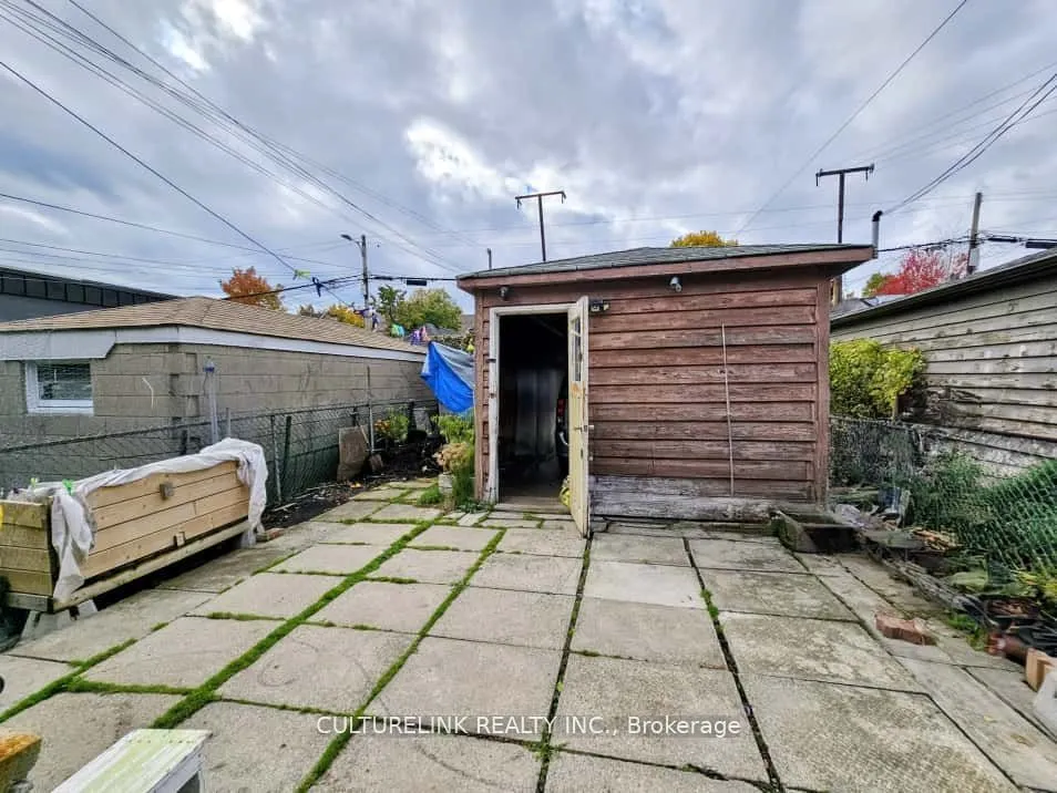52 Palmerston Avenue
