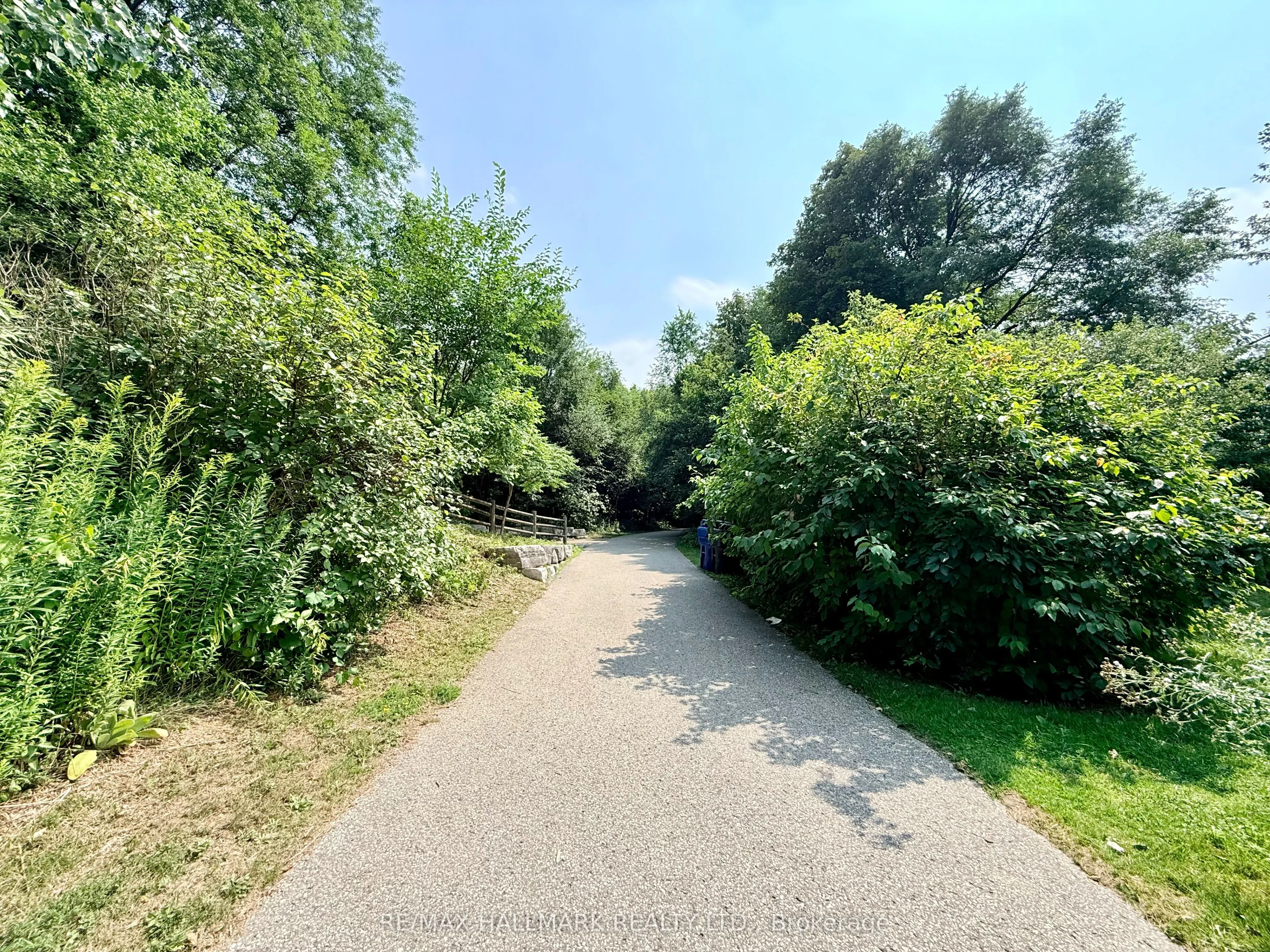 48R Bradgate Road