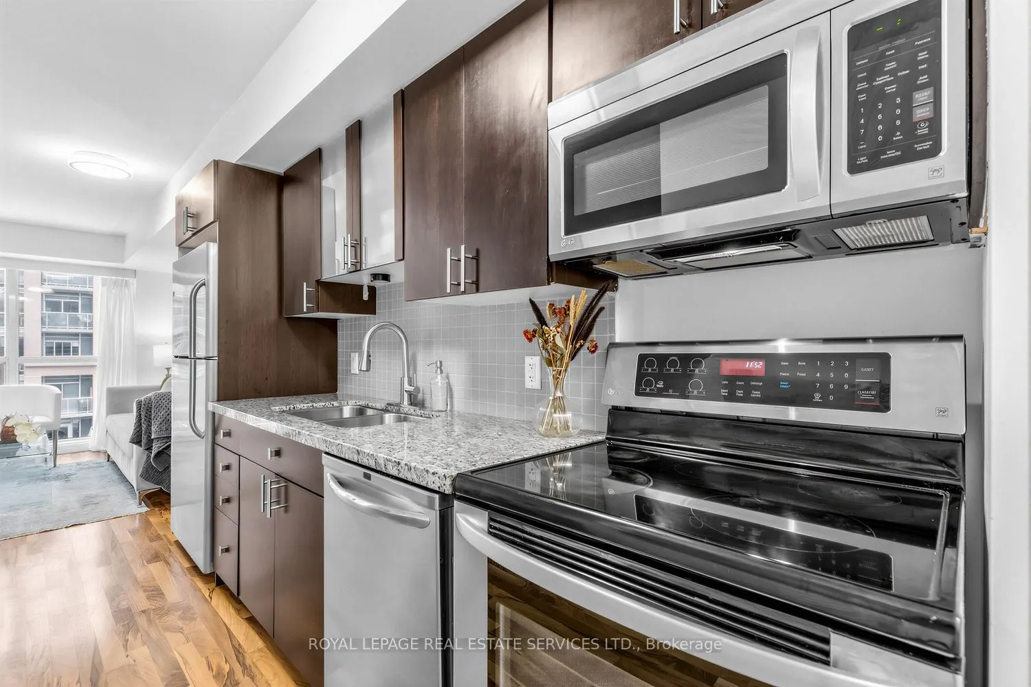 1005 King Street W #337