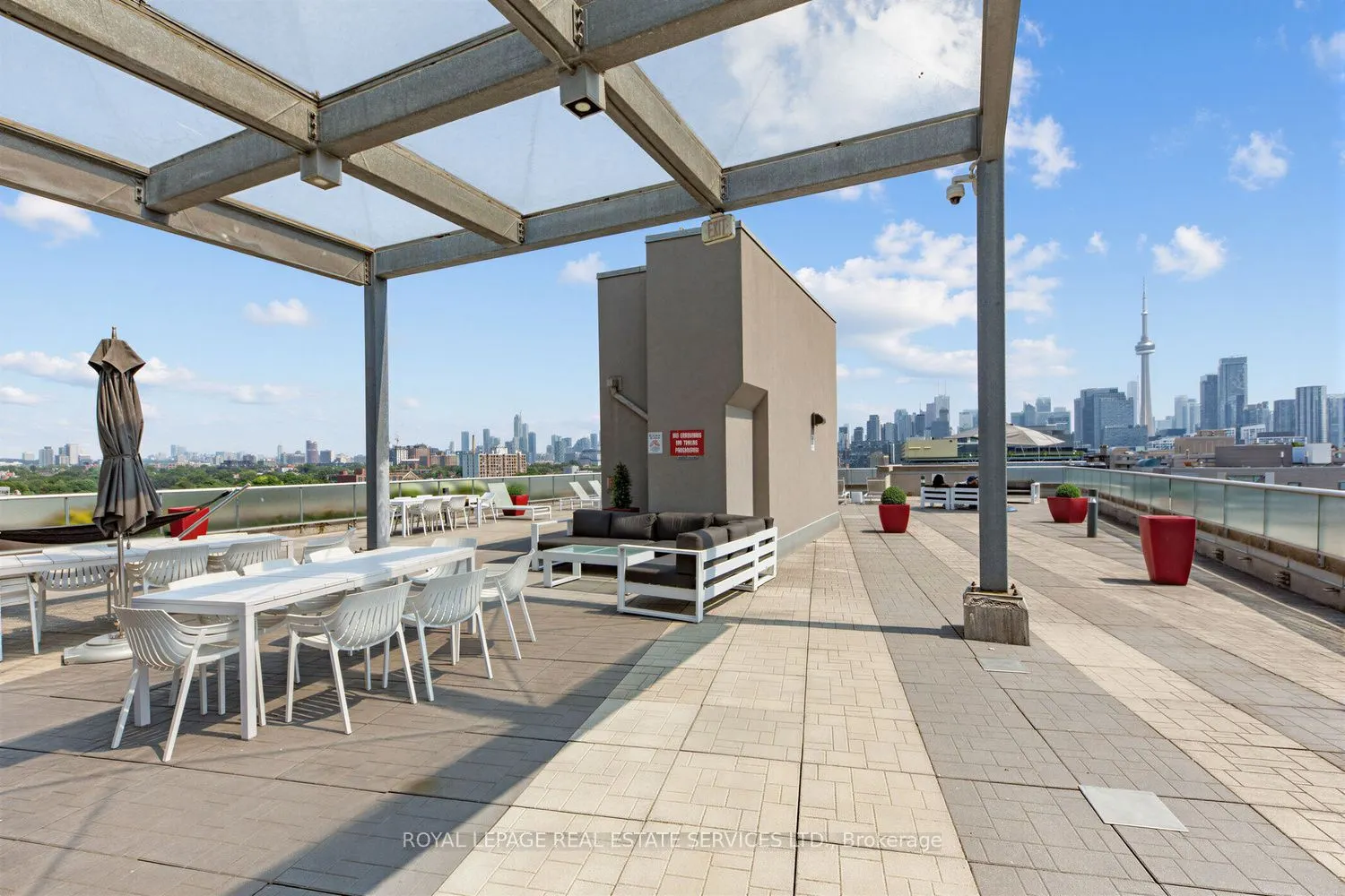 1005 King Street W #337