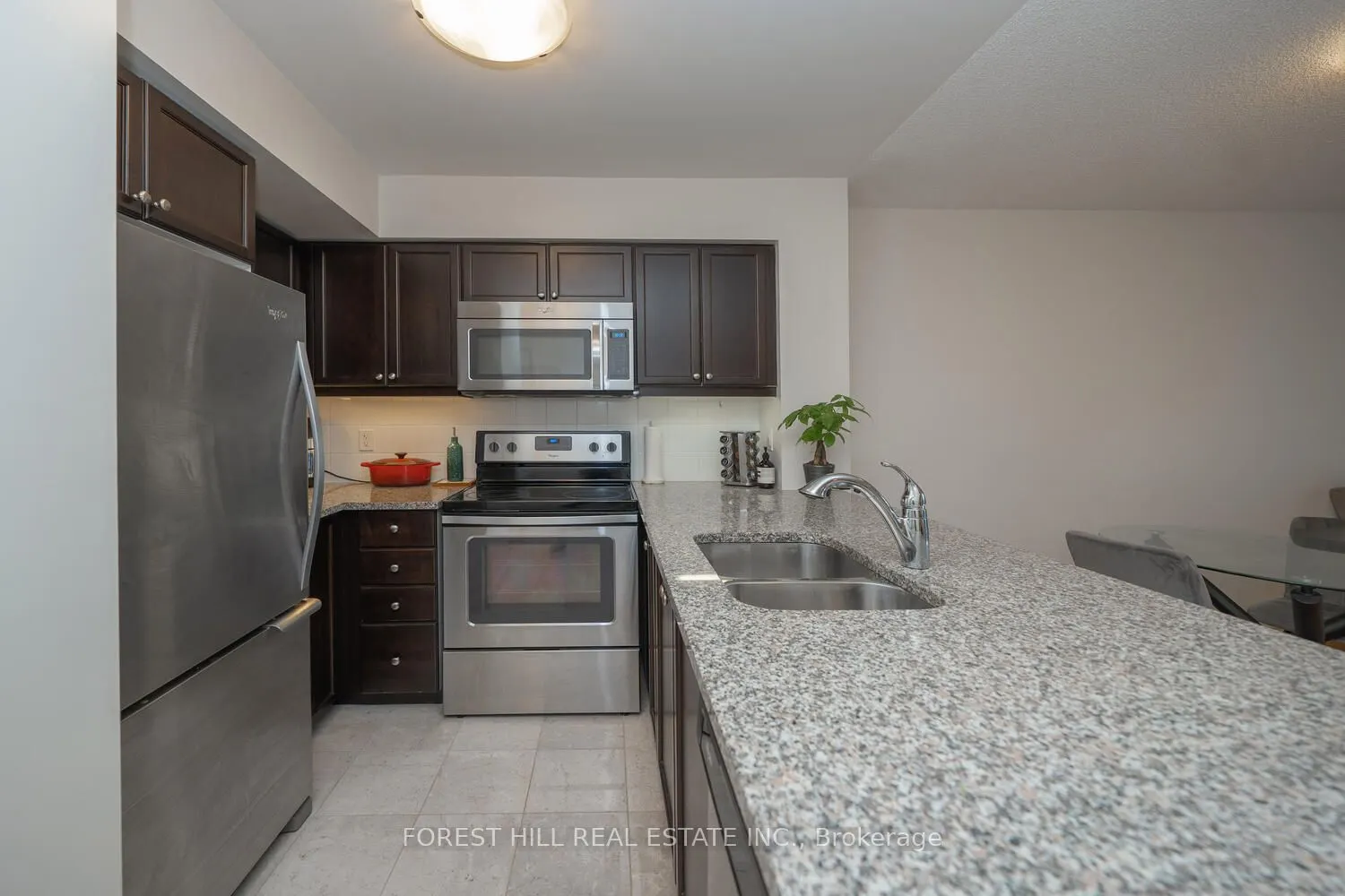25 Lower Simcoe Street #1120