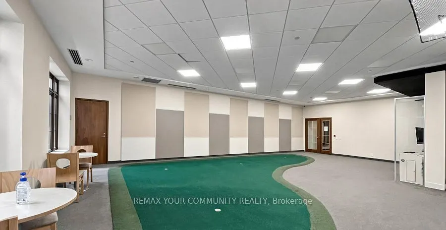 78 Harrison Garden Boulevard #103
