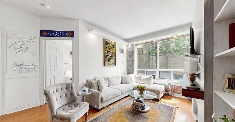 78 Harrison Garden Boulevard #103